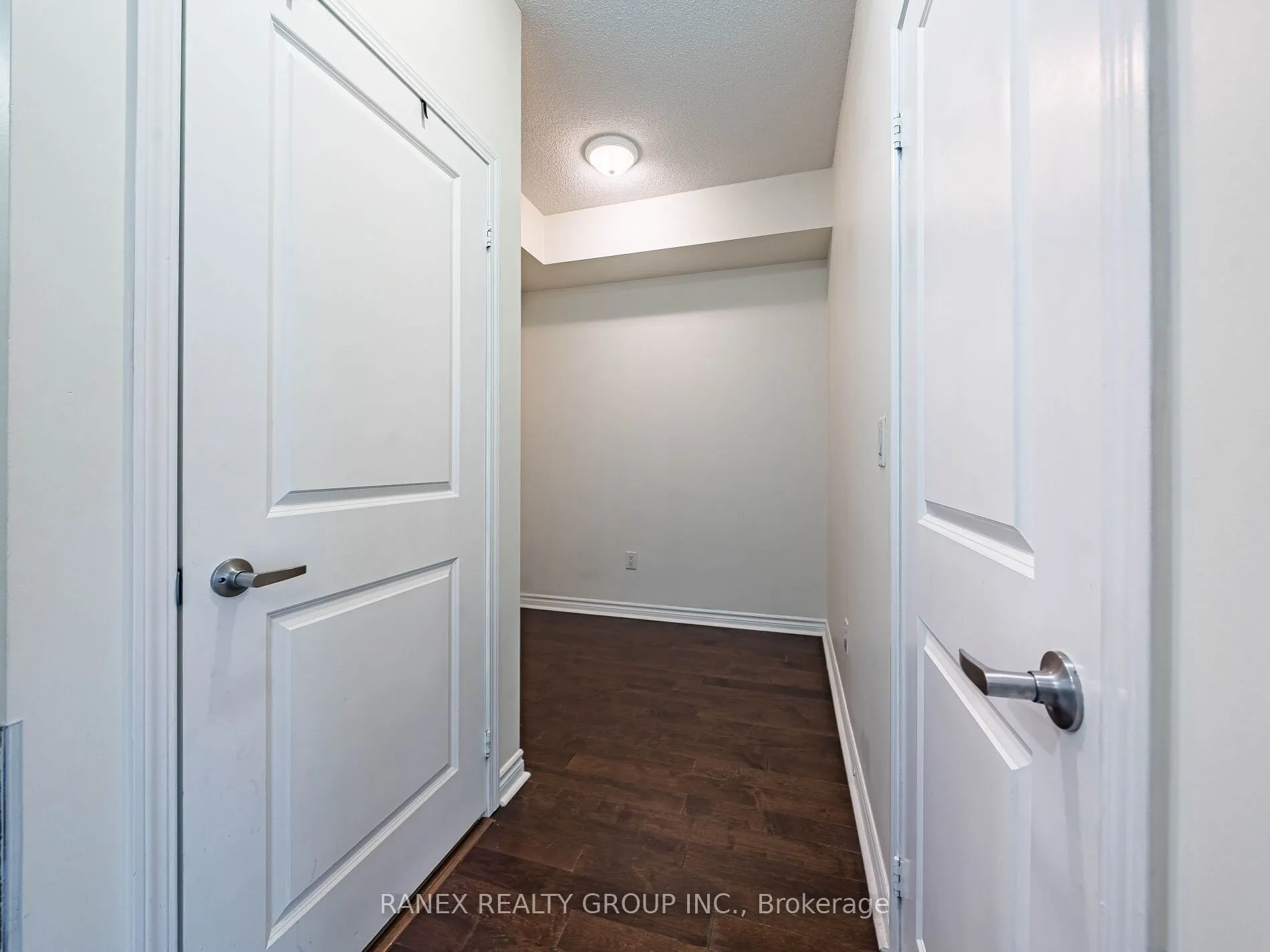 385 Prince Of Wales Drive, #416