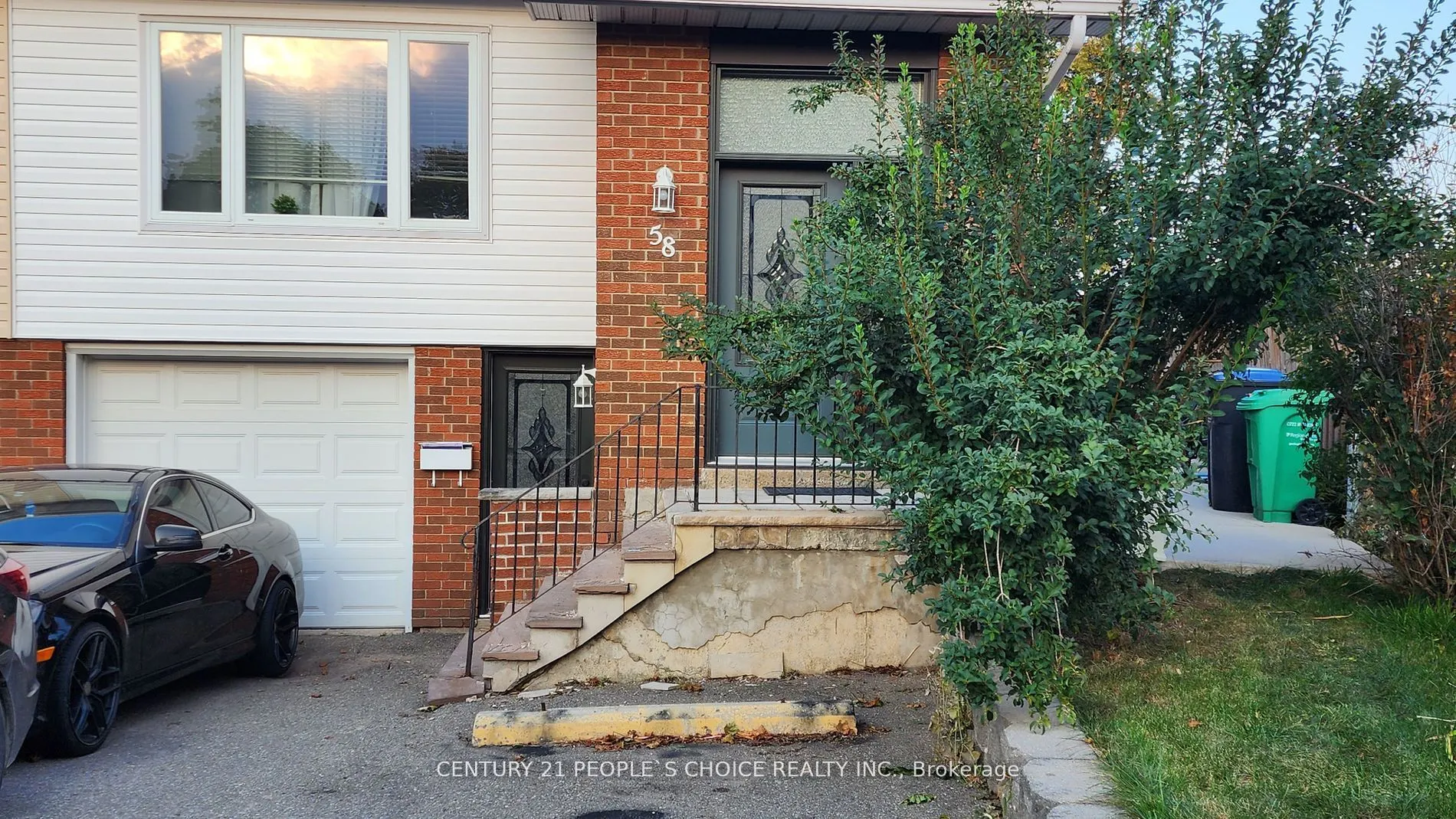 58 Camberley Crescent