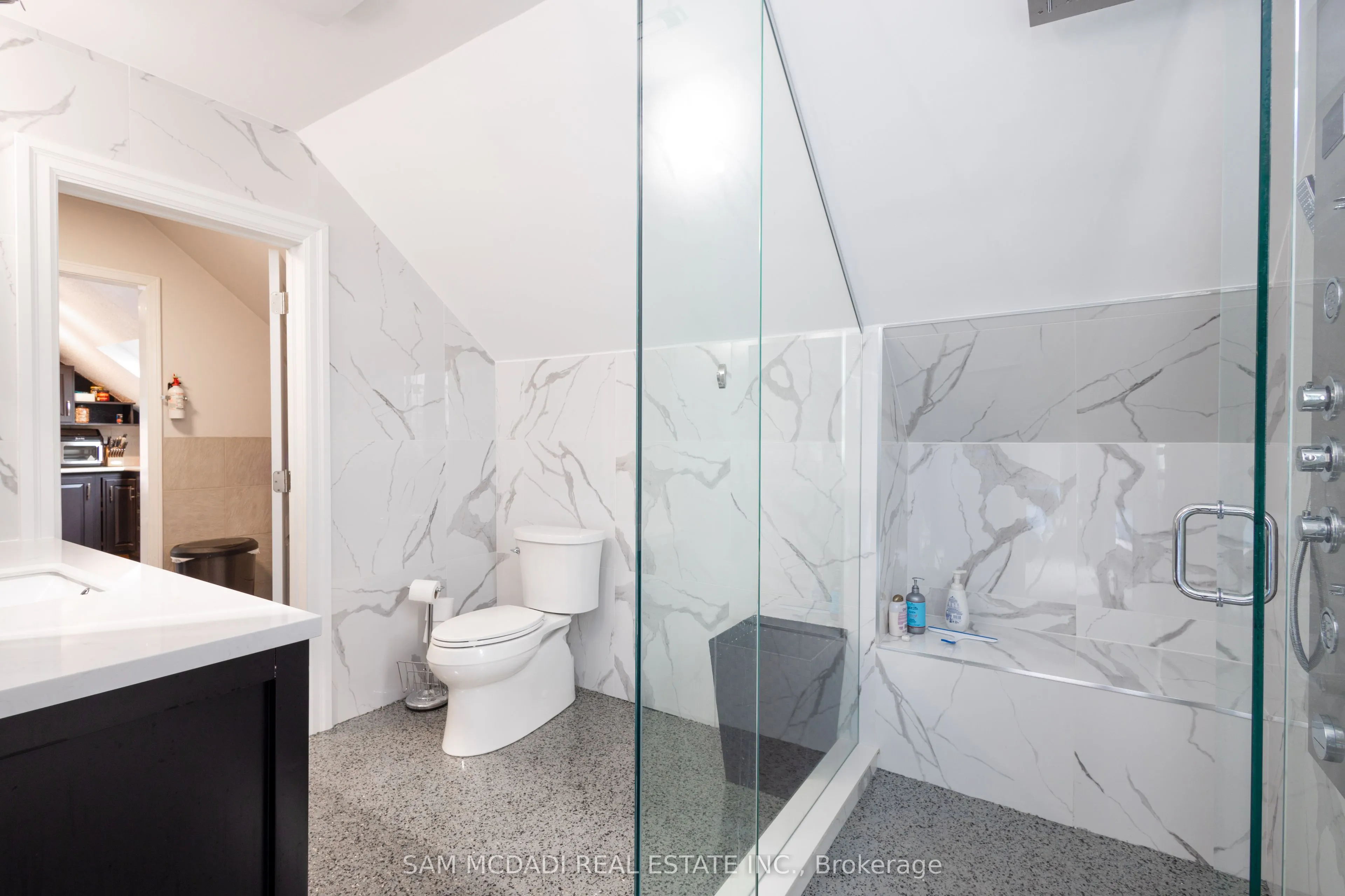 14011 Trafalgar Road