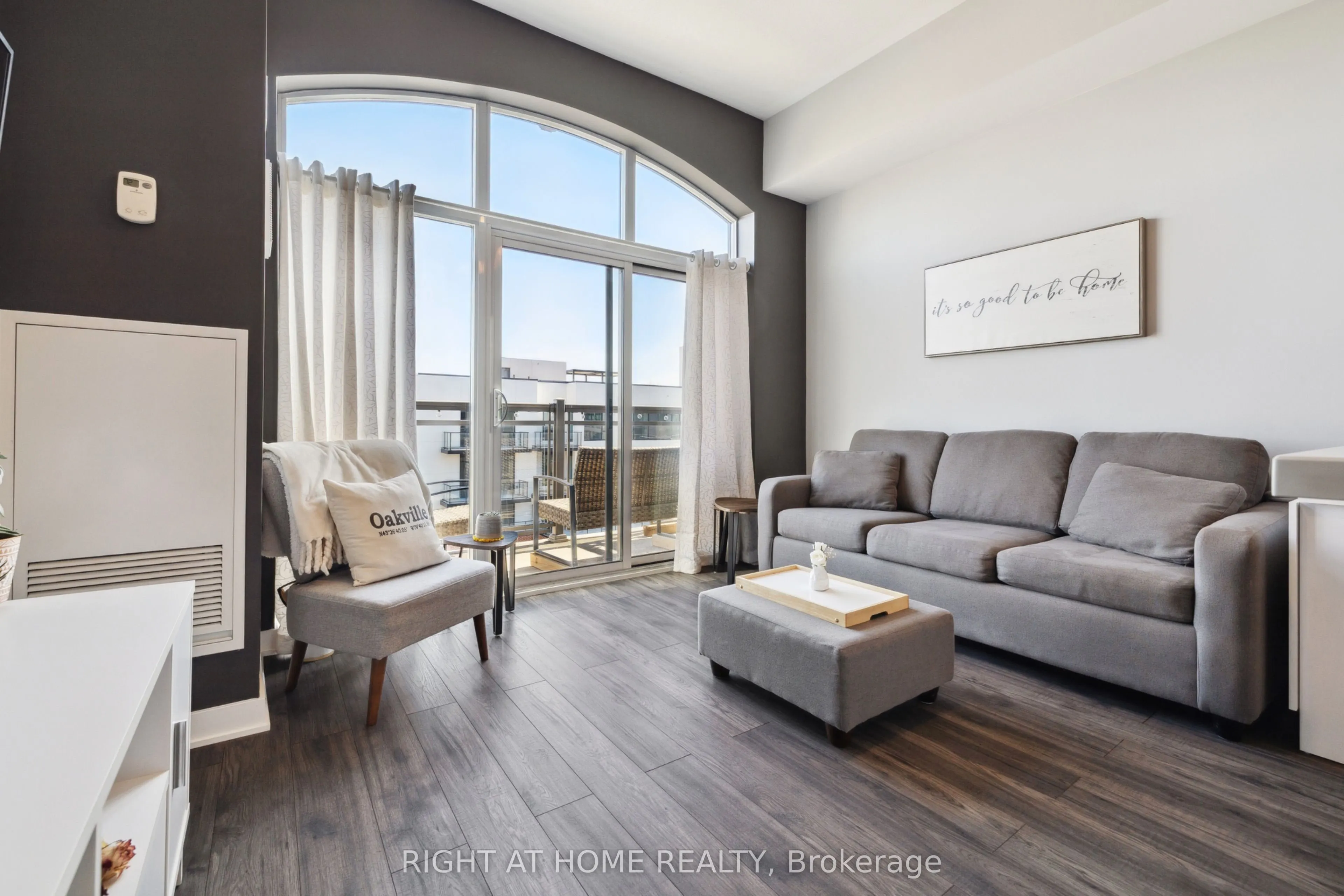2486 Old Bronte Road, #815