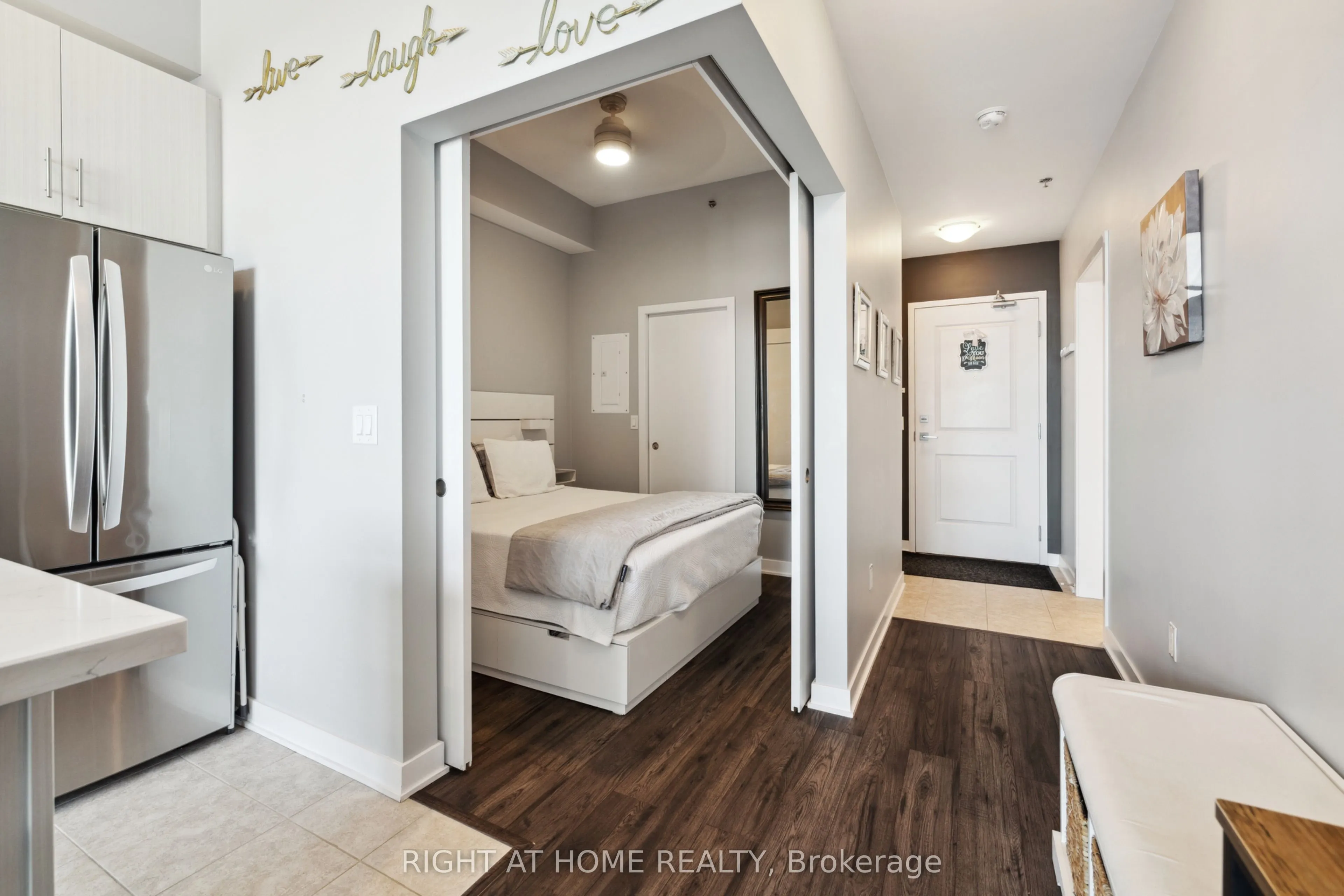2486 Old Bronte Road, #815