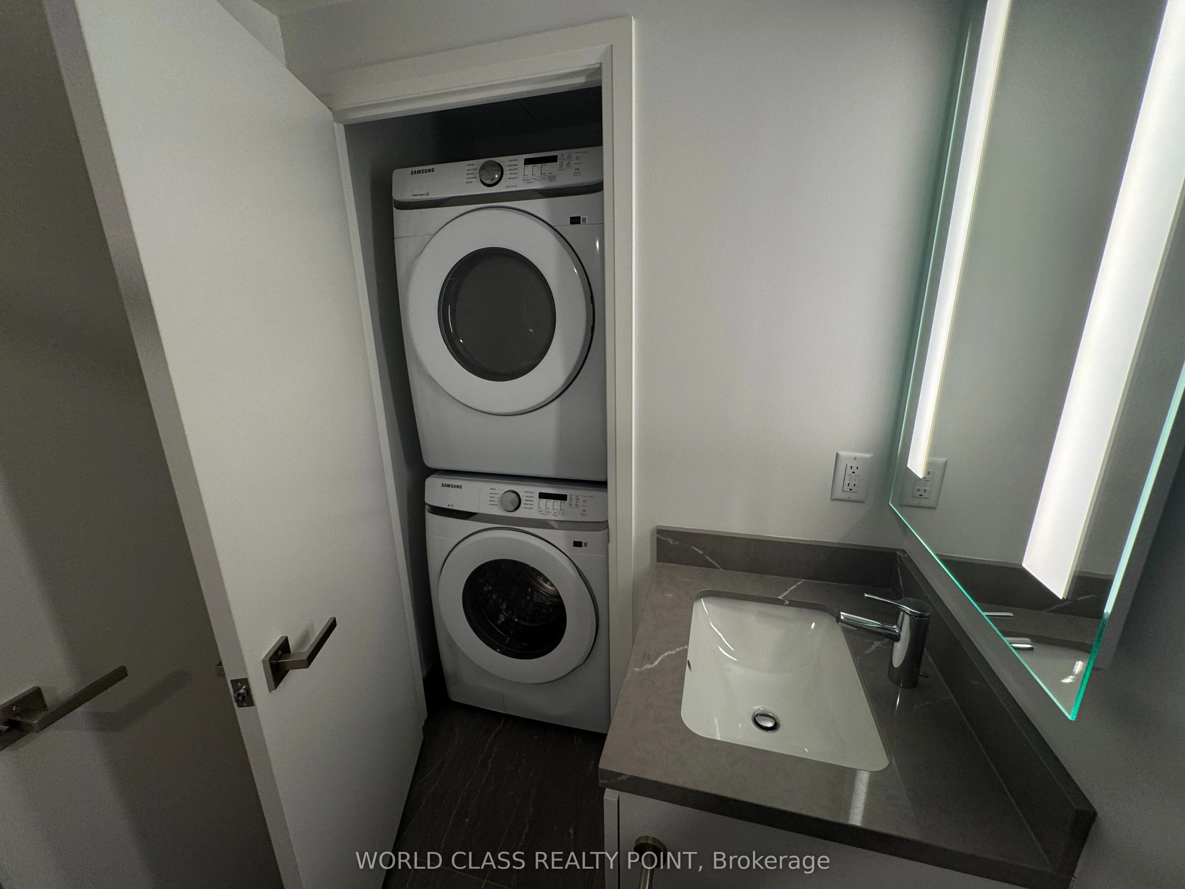 4015 The Exchange, #1209
