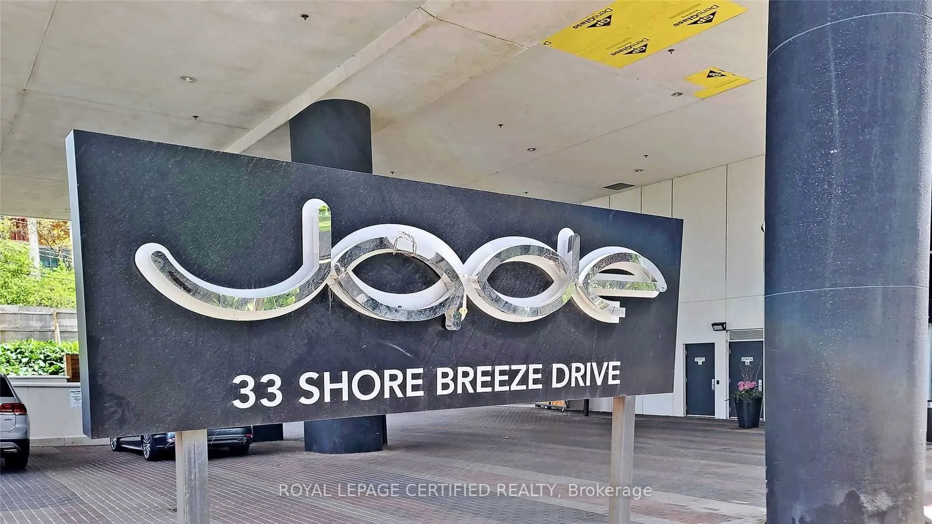 33 Shore Breeze Drive, #2407
