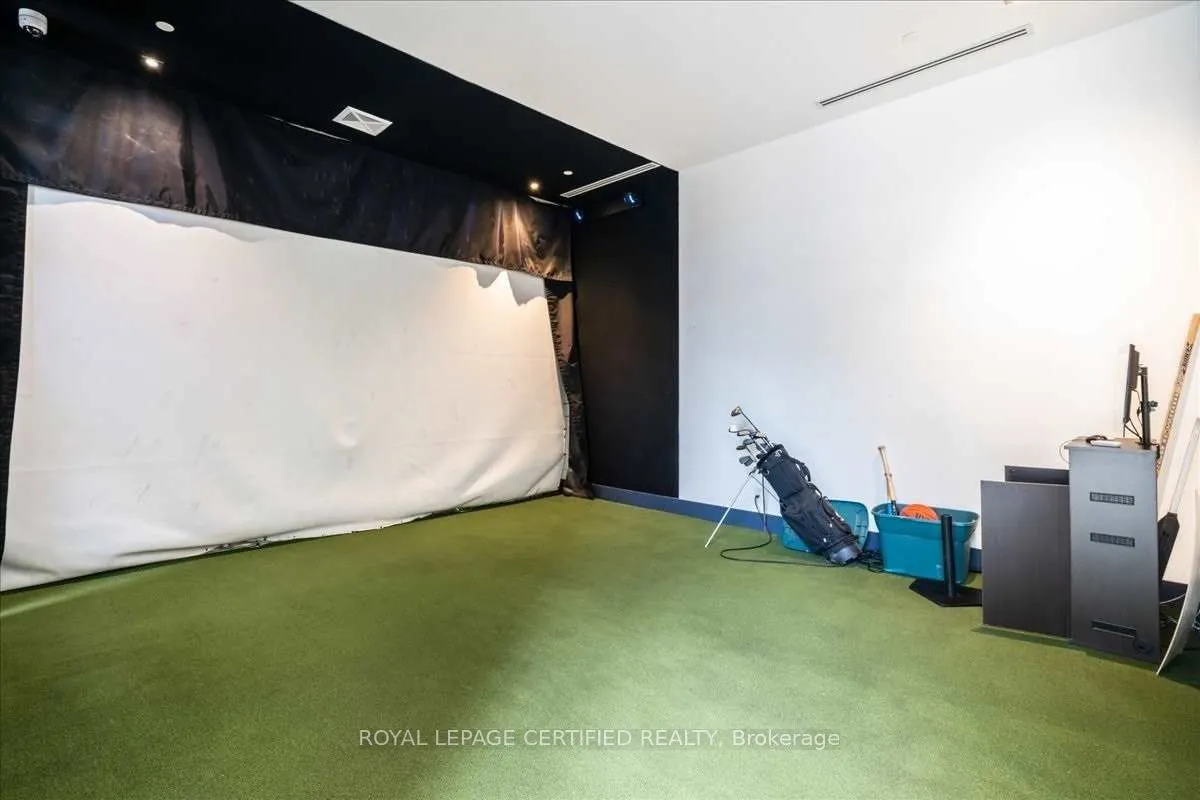 33 Shore Breeze Drive, #2407
