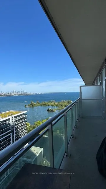 33 Shore Breeze Drive, #2407