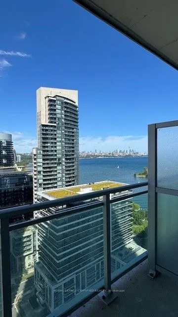 33 Shore Breeze Drive, #2407