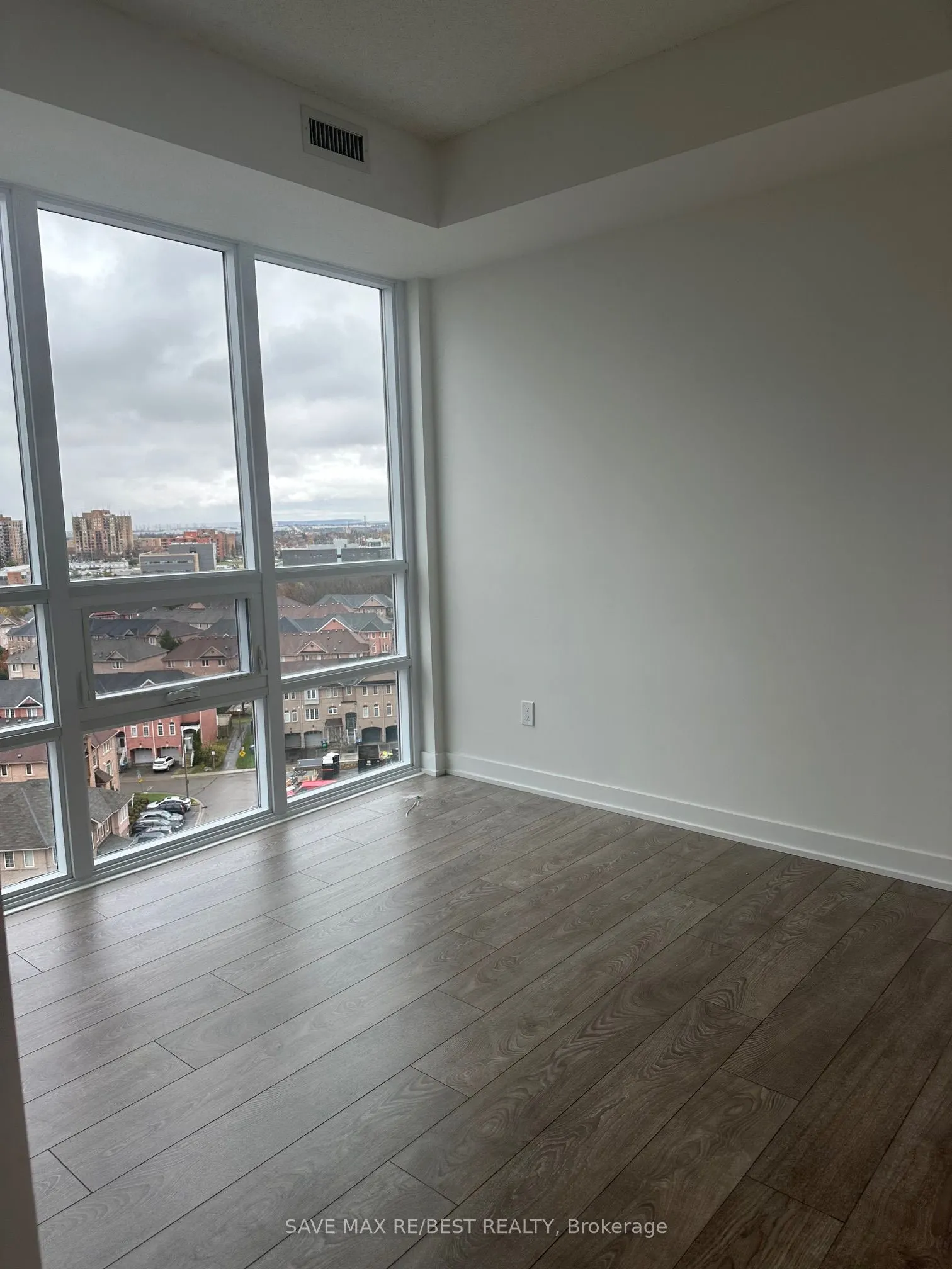 225 Malta Avenue, #1004