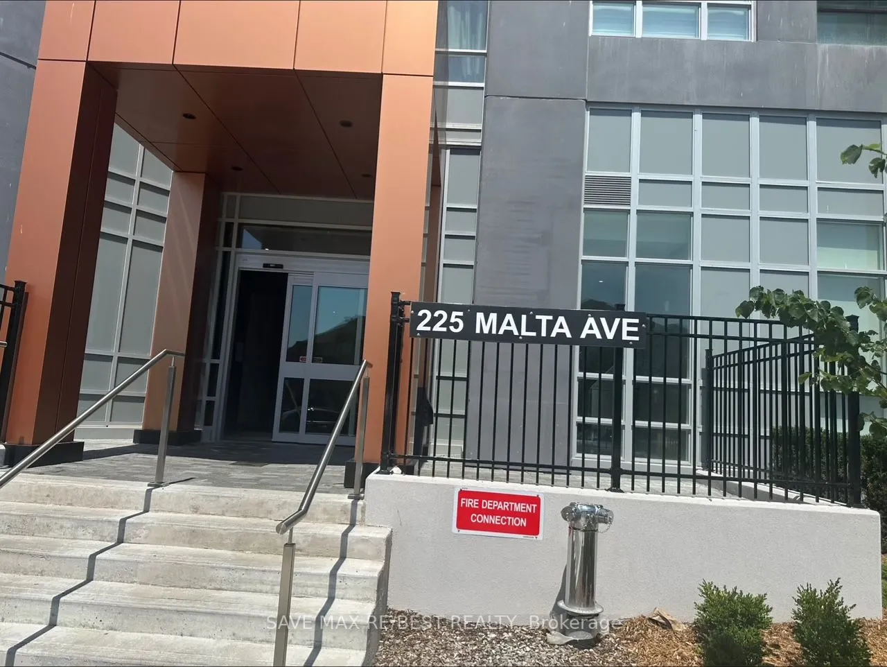 225 Malta Avenue, #1004