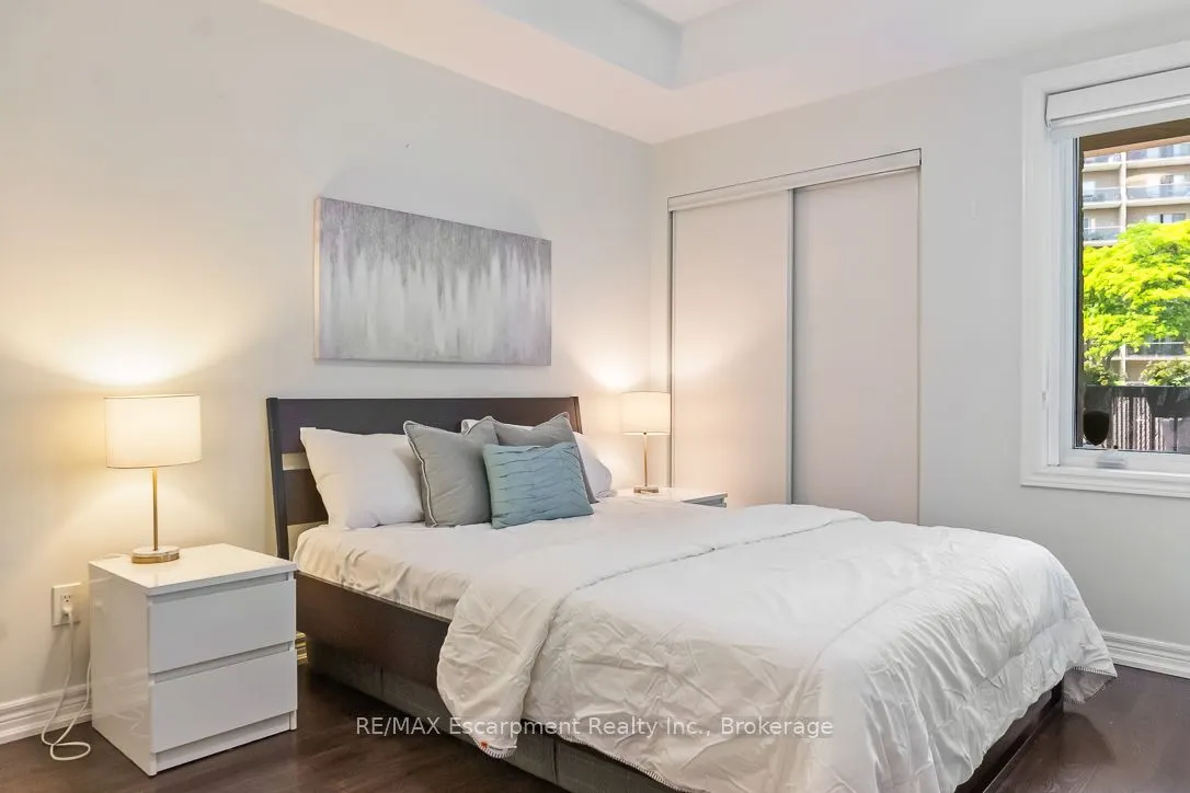 70 Stewart Street, #101