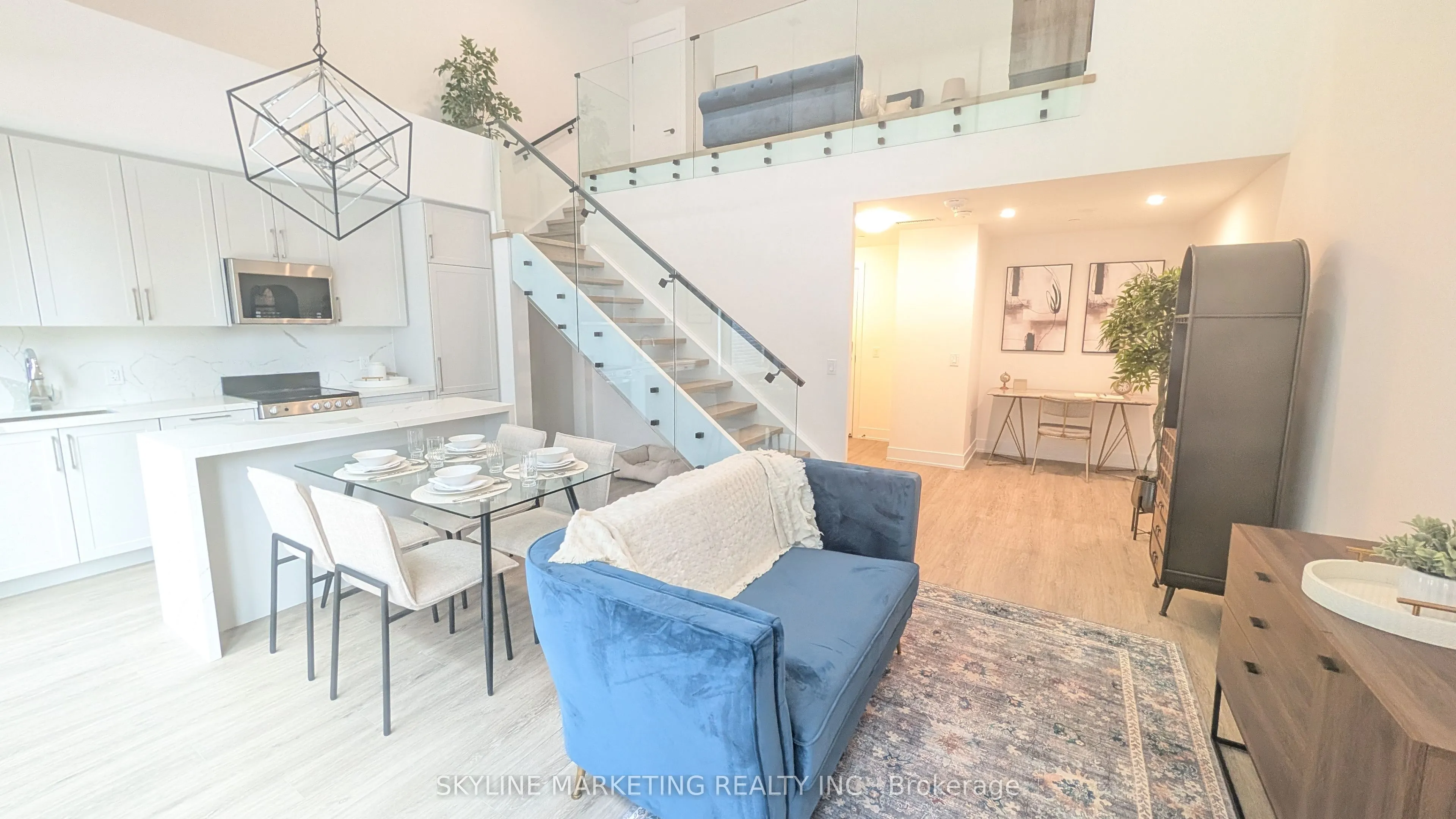 2450 Old Bronte Road, #116