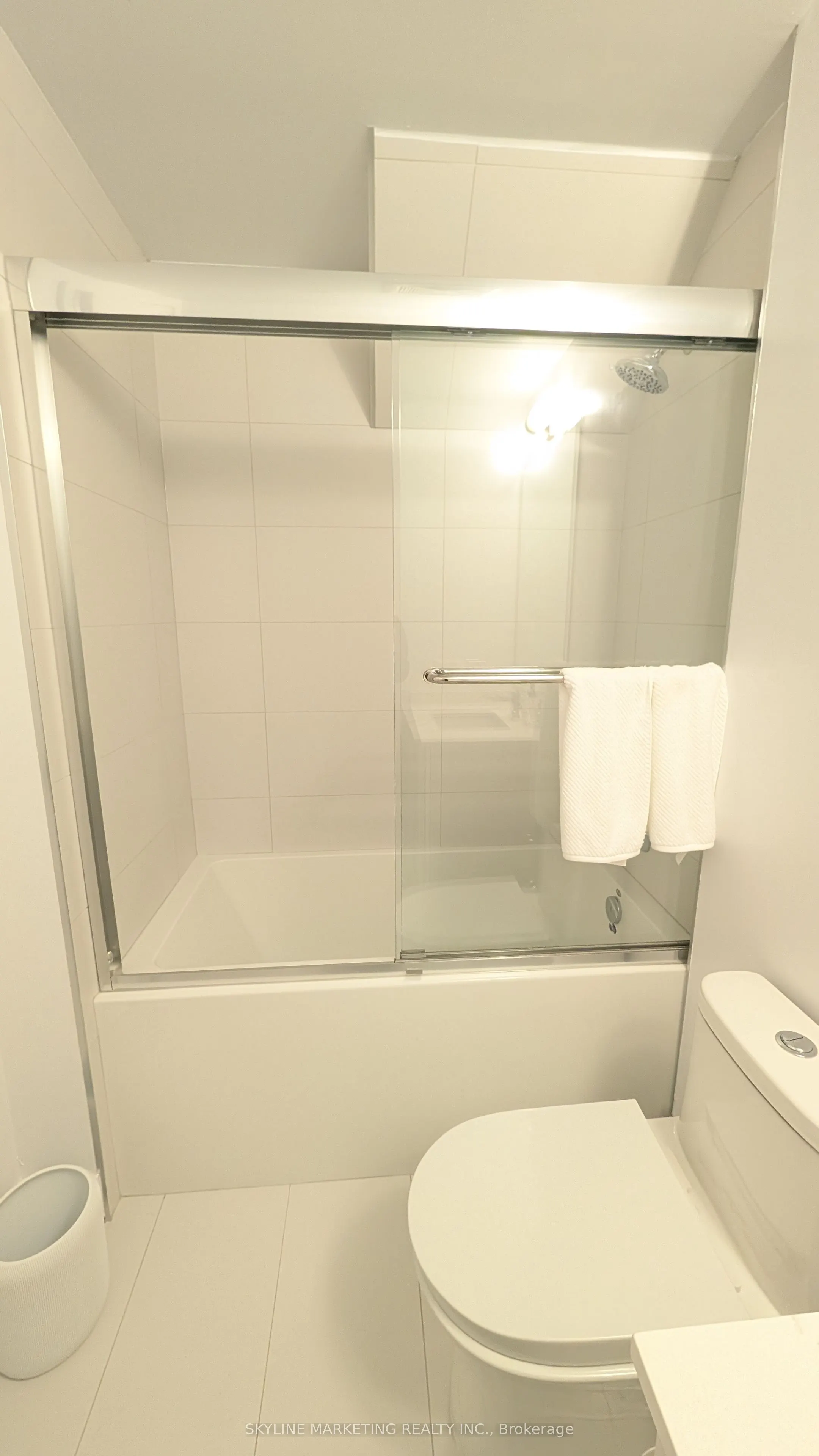 2450 Old Bronte Road, #116