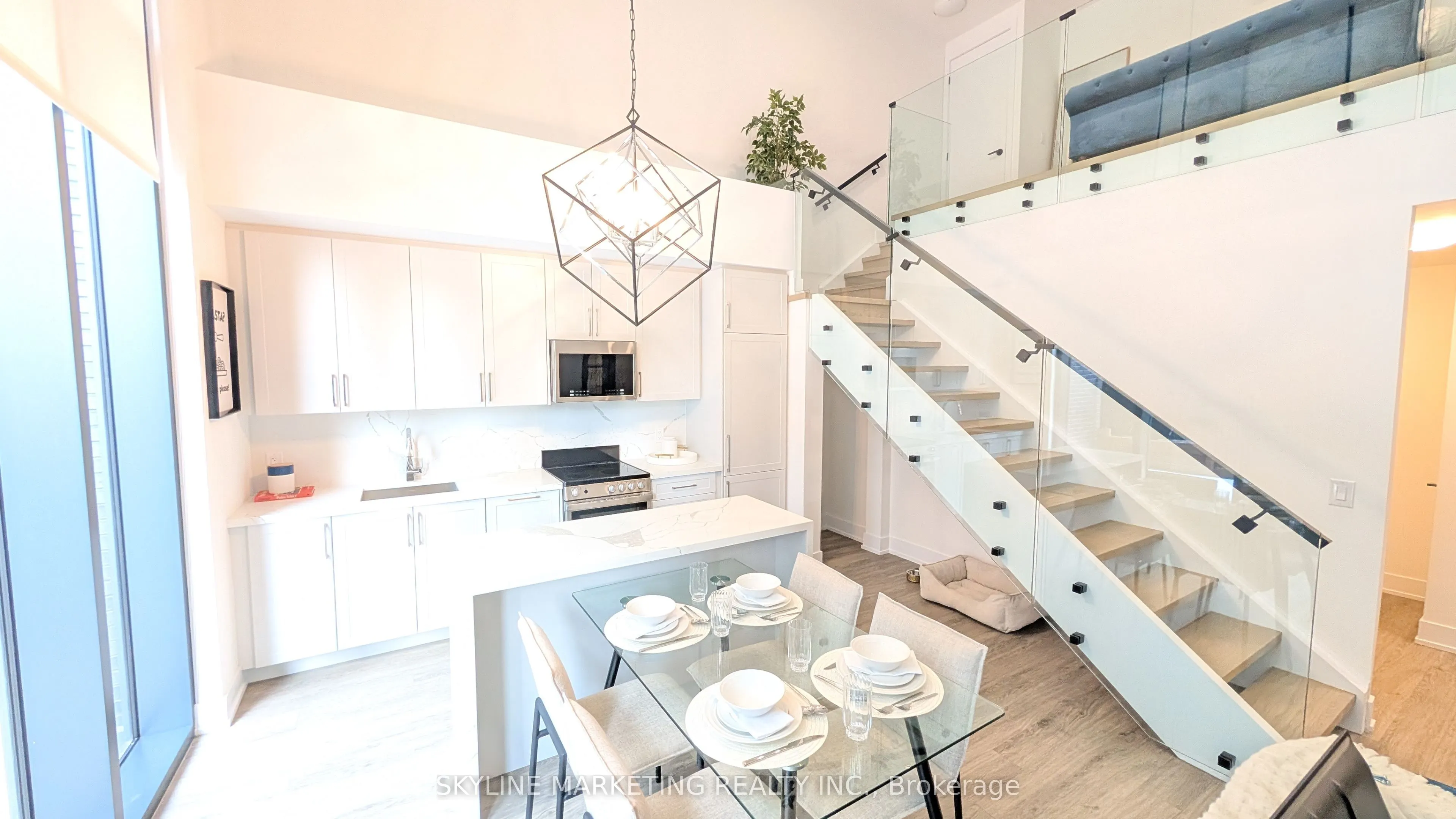 2450 Old Bronte Road, #116