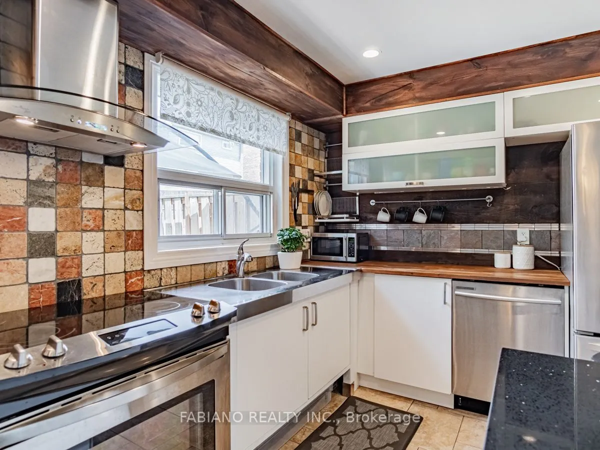 1055 Shawnmarr Road, #96