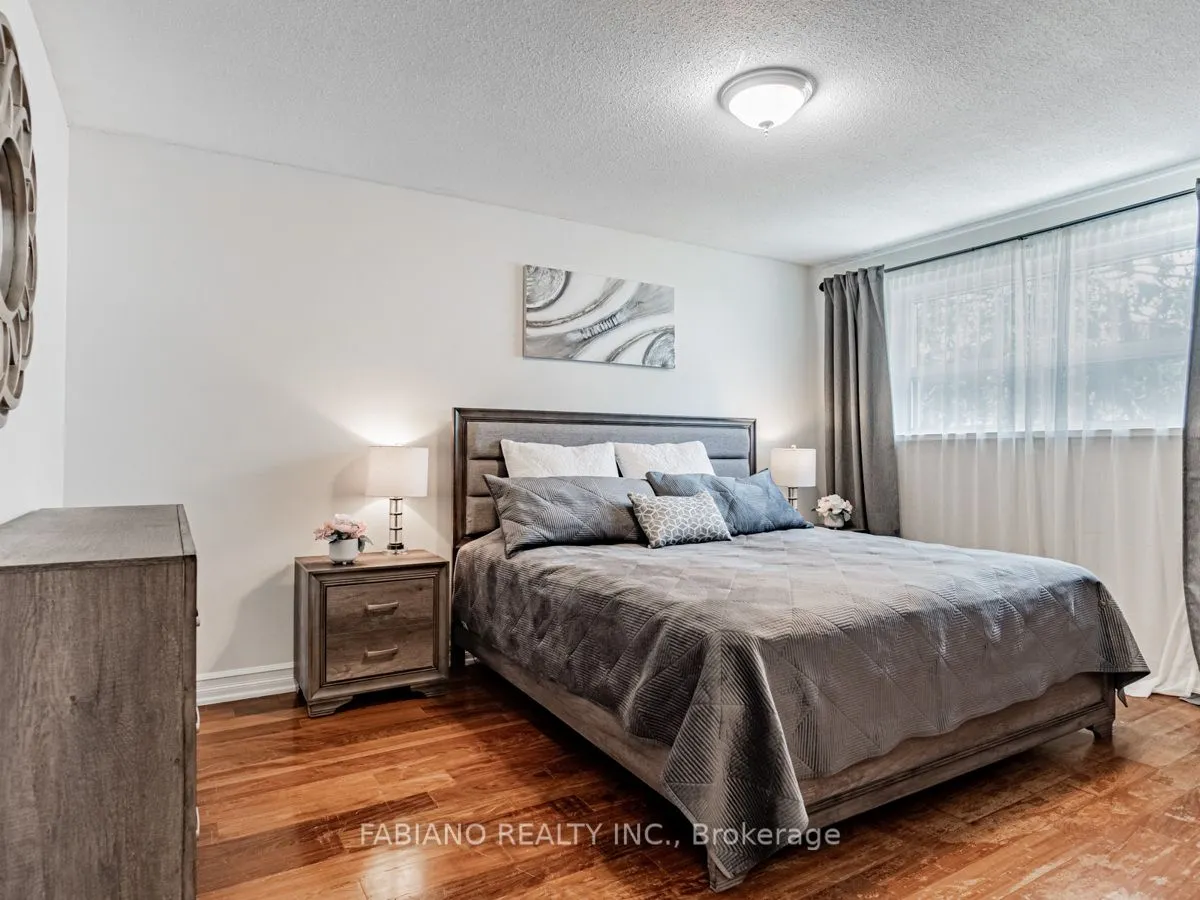 1055 Shawnmarr Road, #96