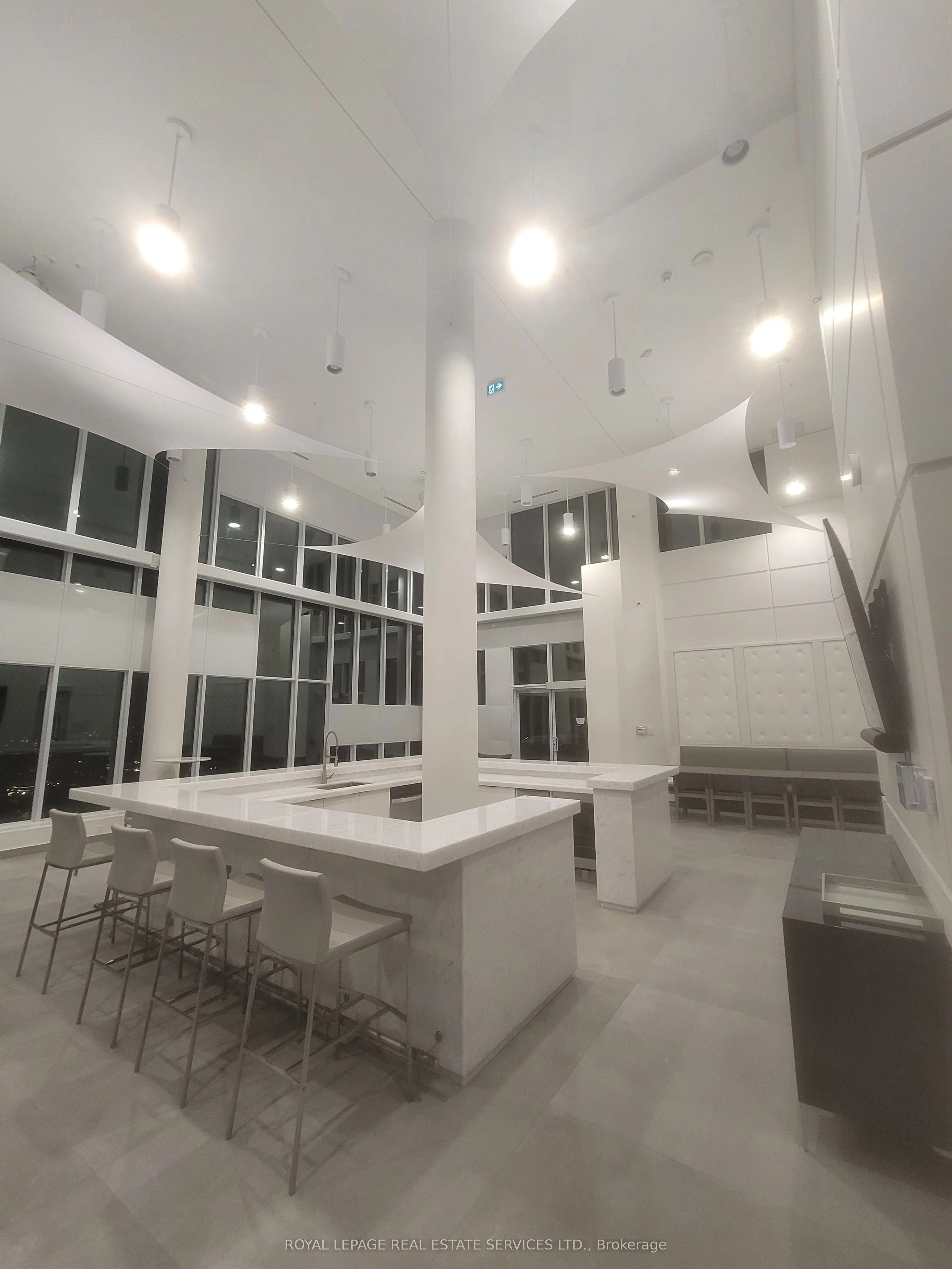 500 Brock Avenue, #409