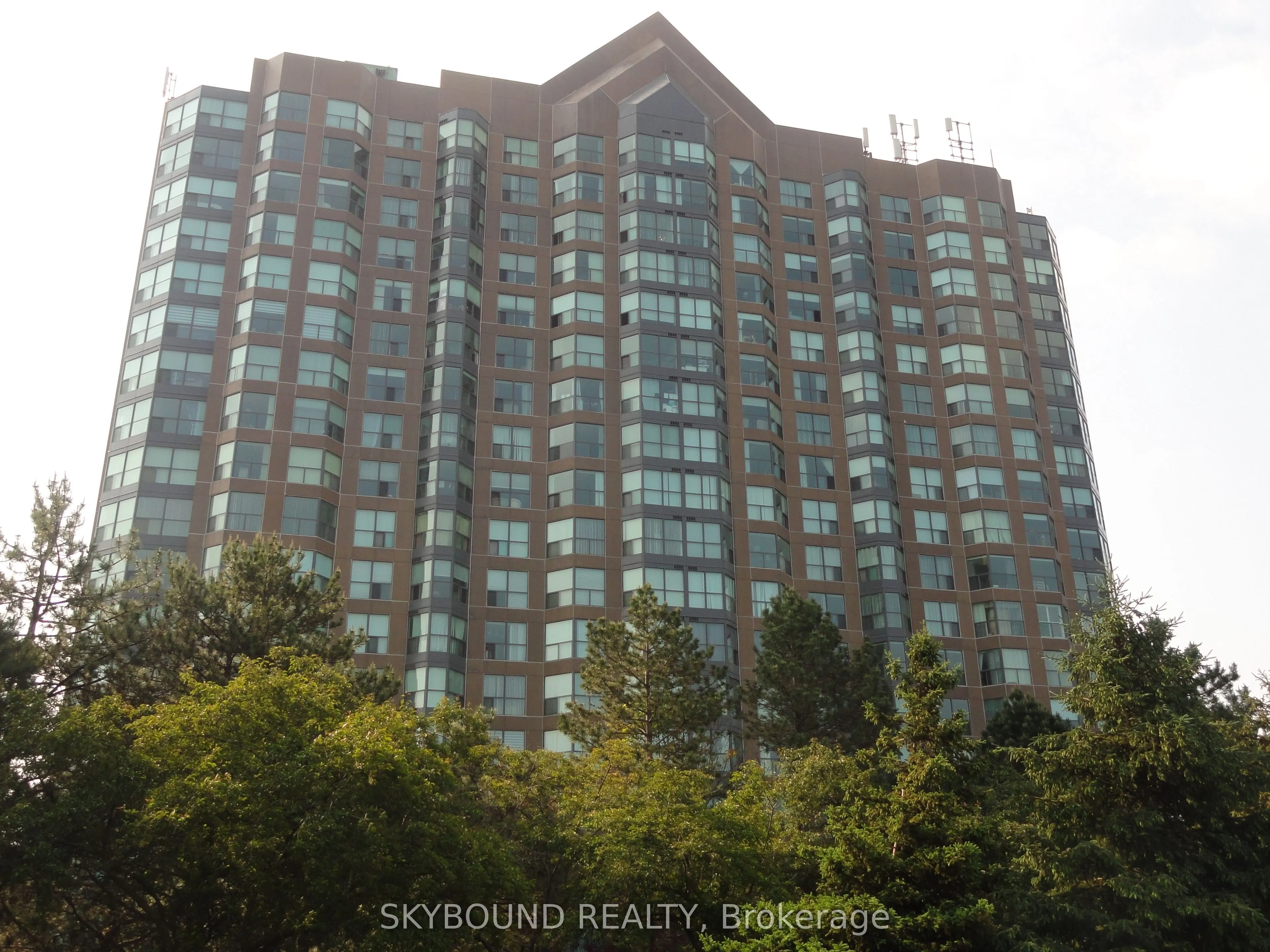 2177 Burnhamthorpe Road W, #909