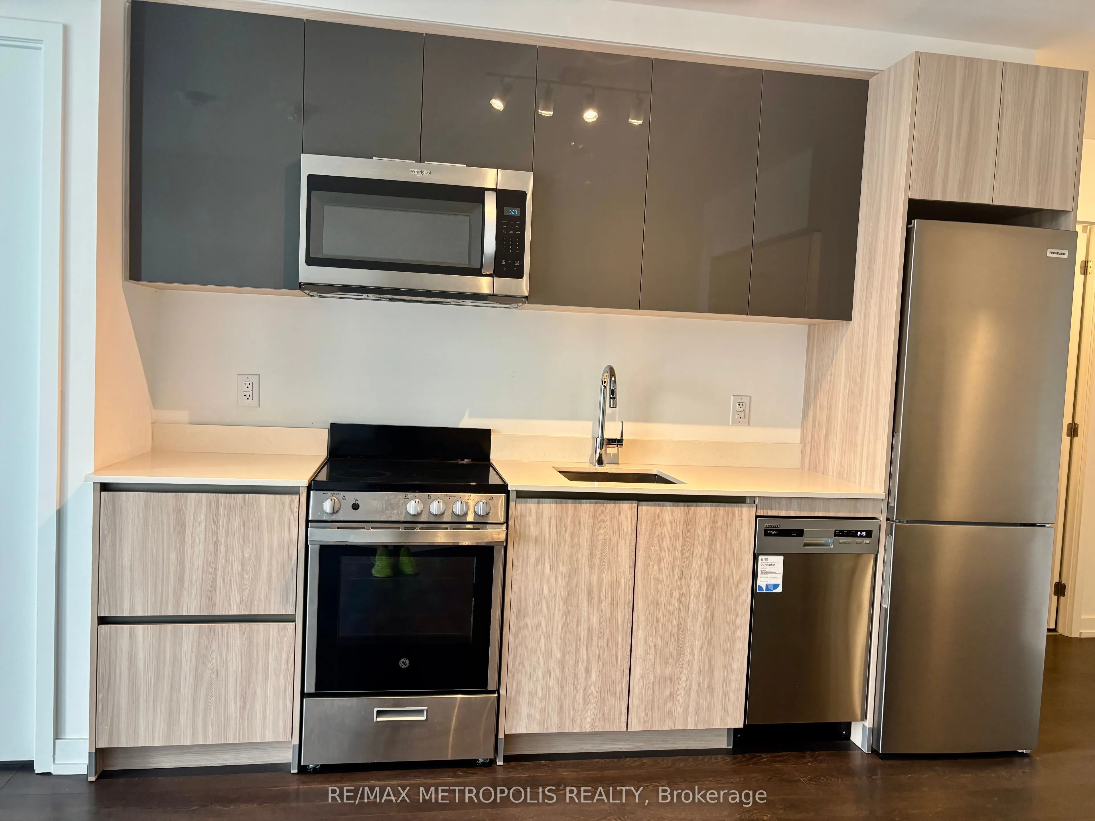 3100 Keele Street, #419