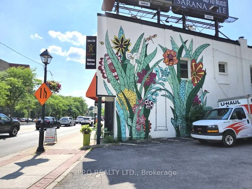 2027 LAKESHORE Road