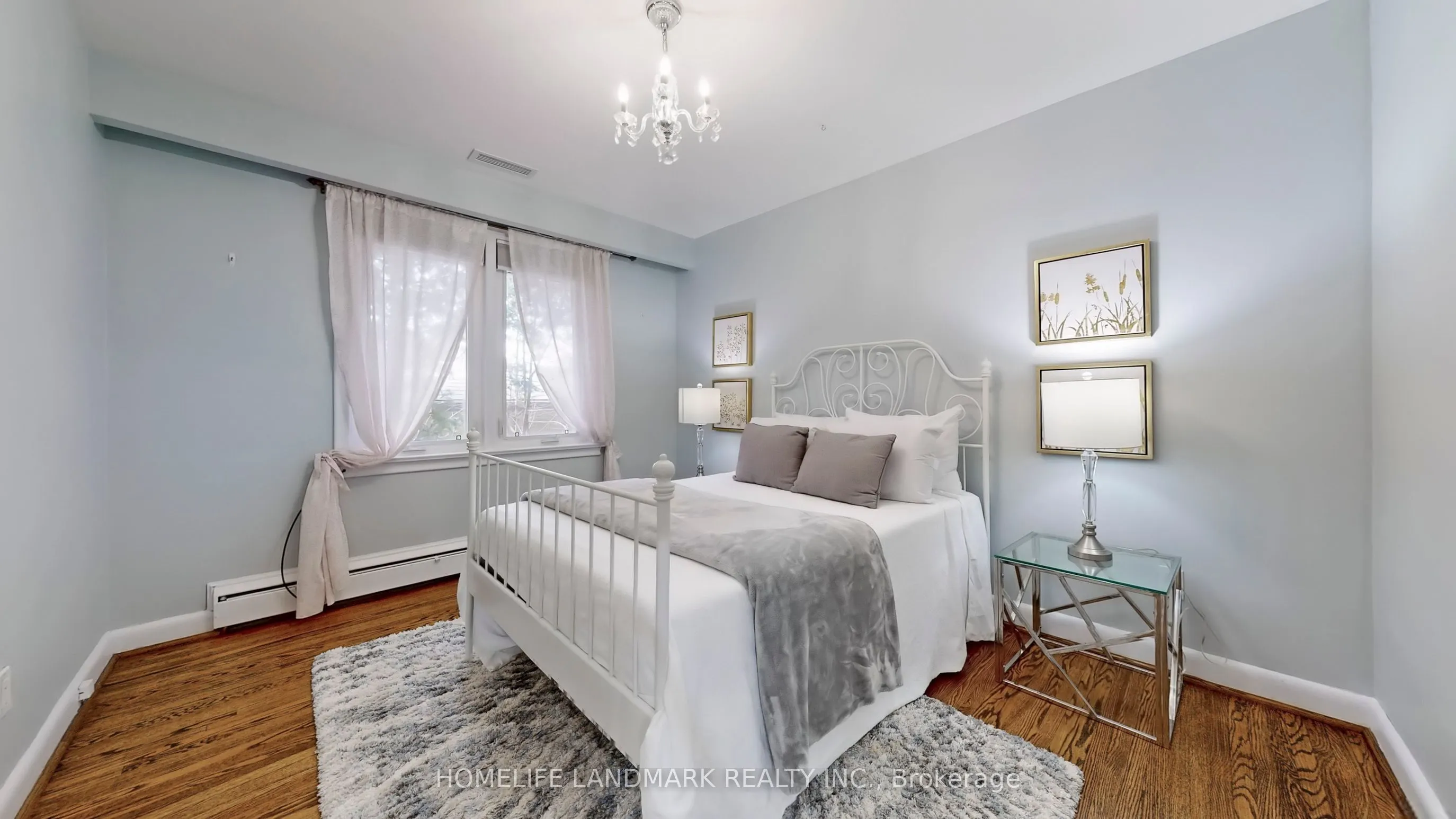 12 Carousel Court