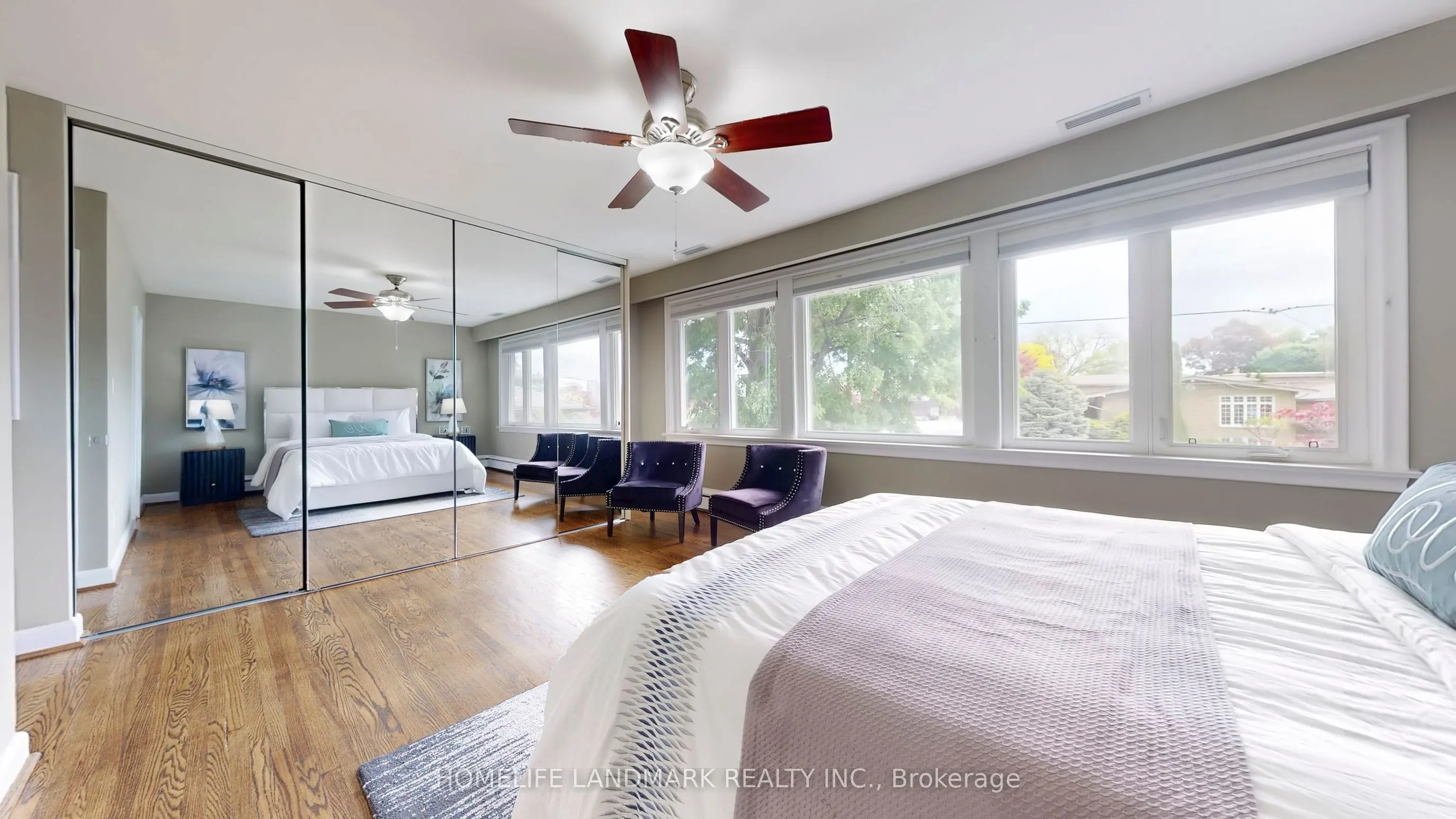 12 Carousel Court