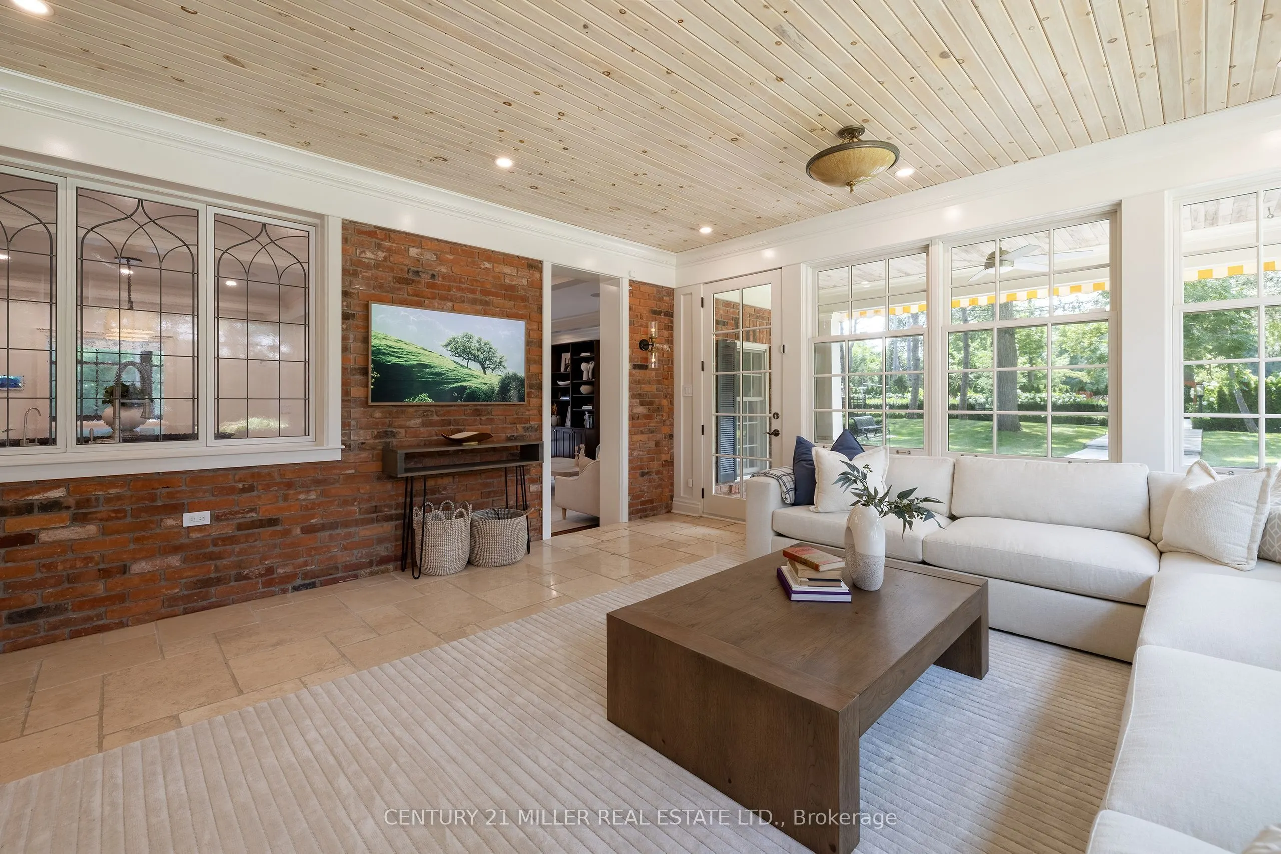 140 Chartwell Road