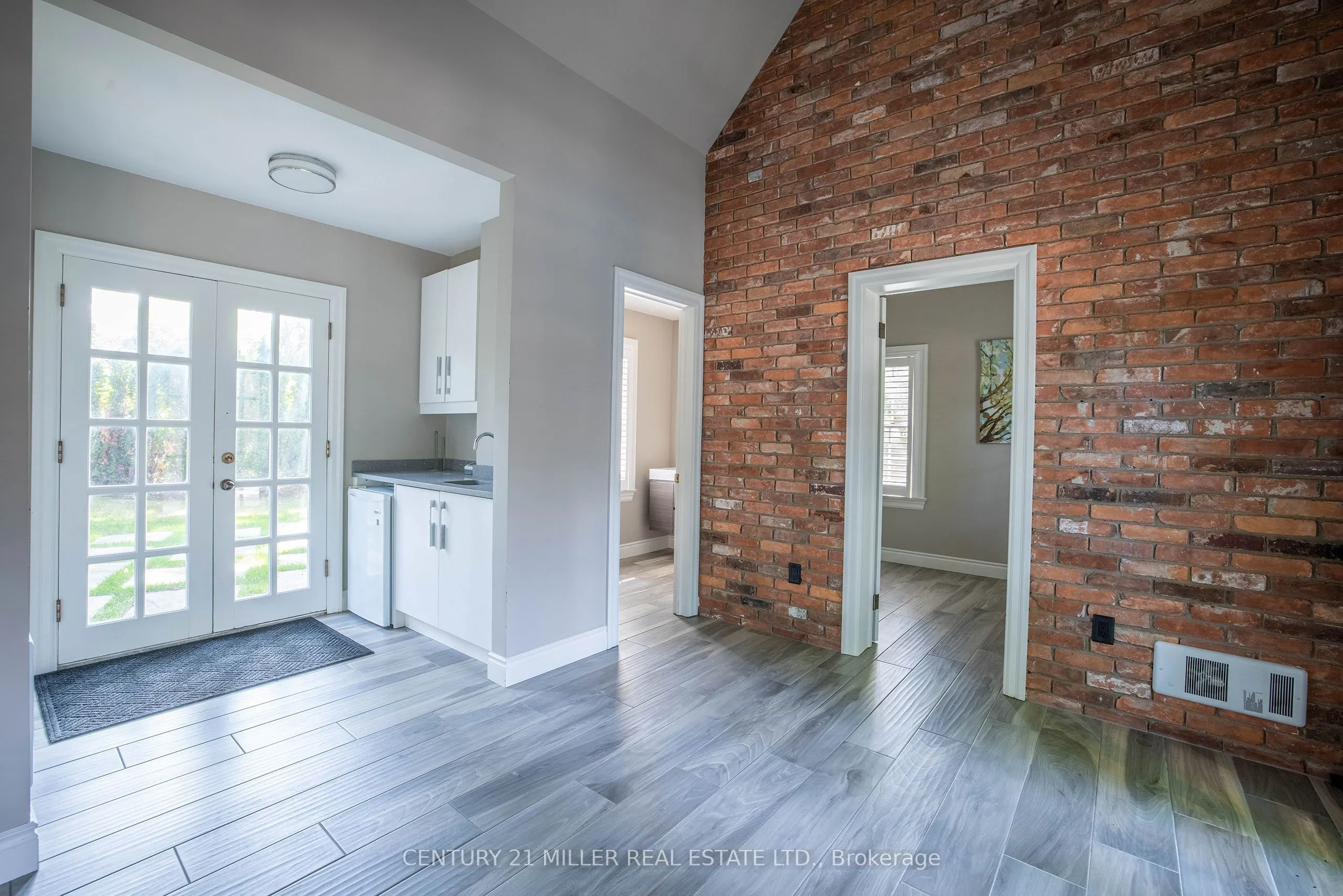 140 Chartwell Road