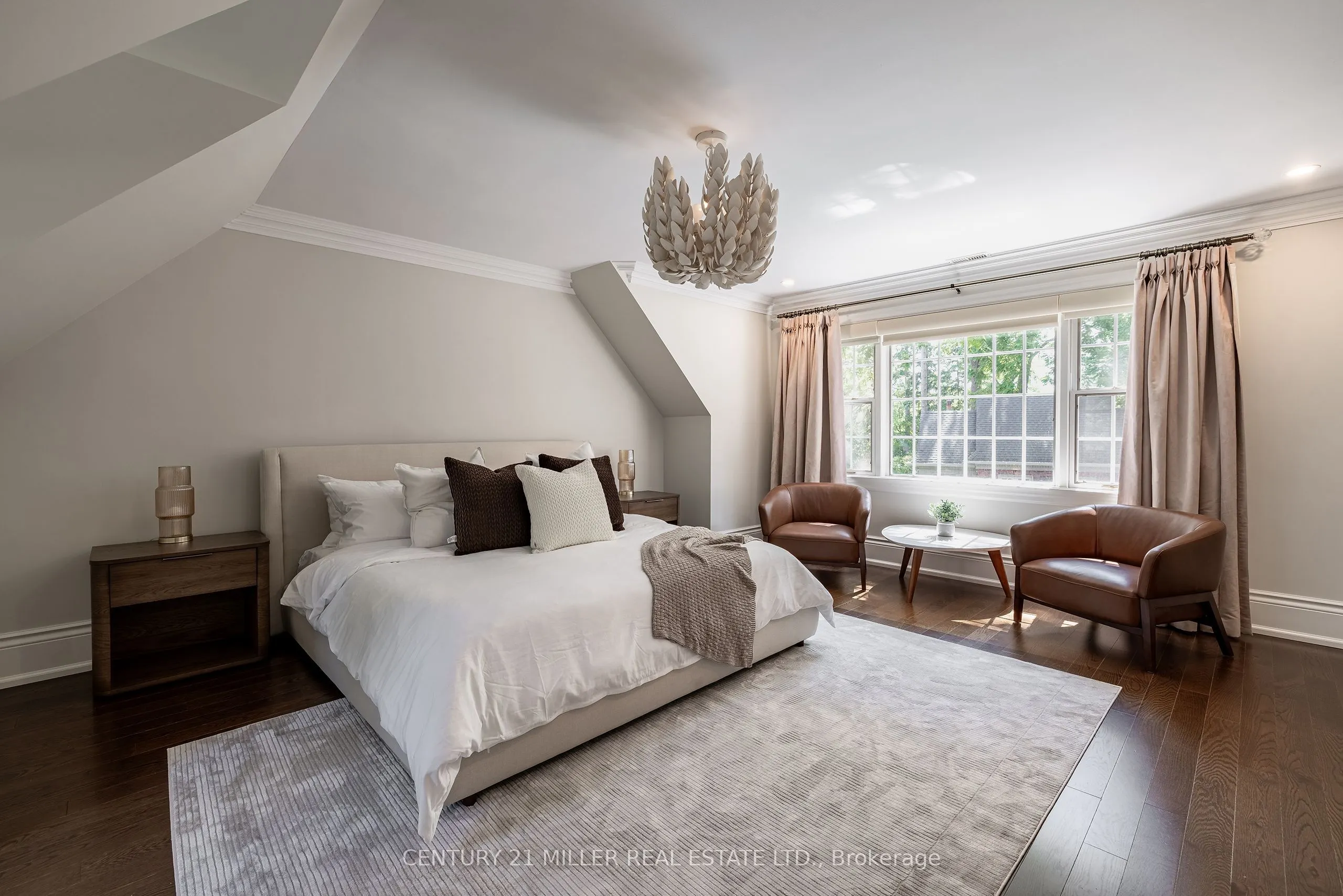 140 Chartwell Road