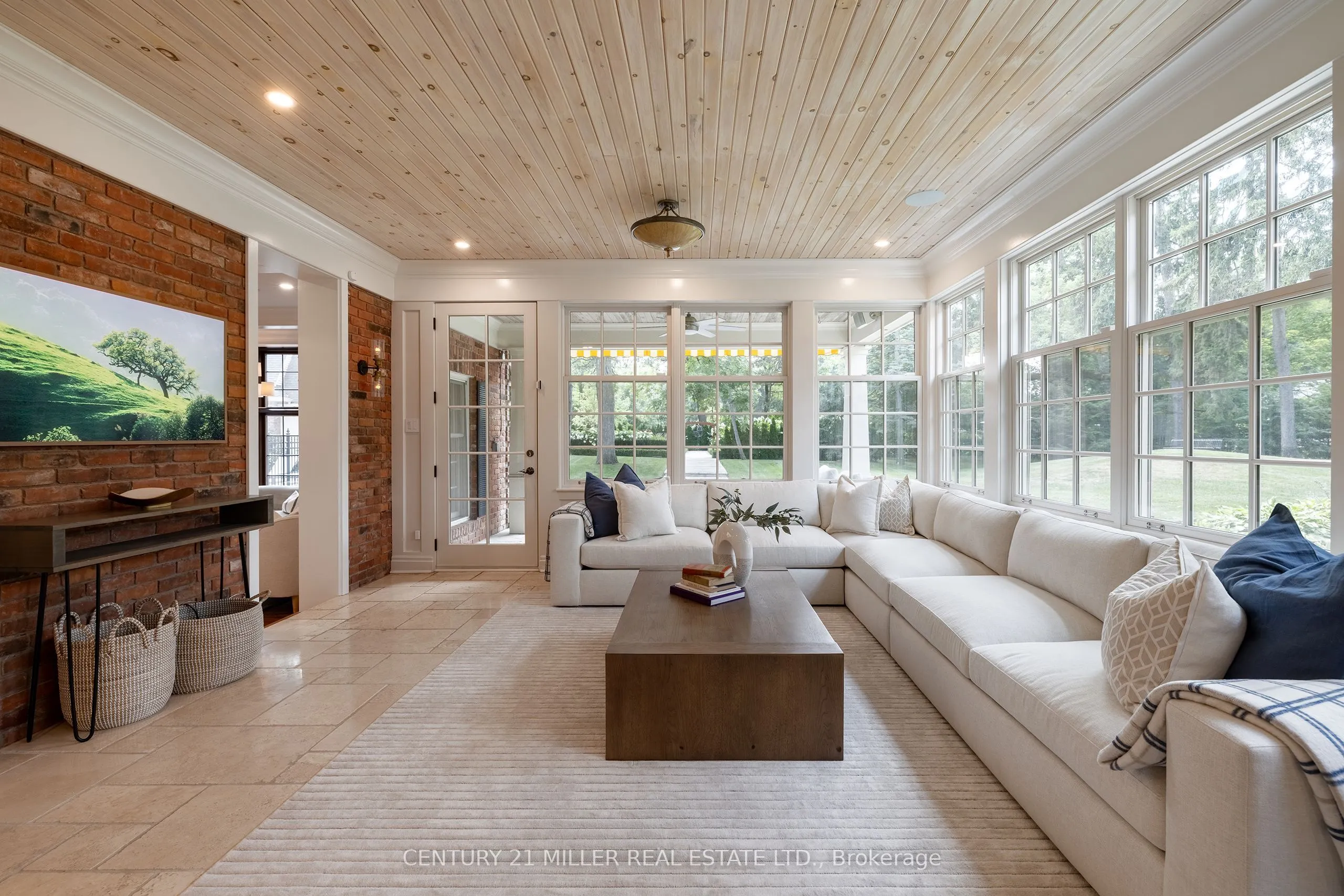 140 Chartwell Road