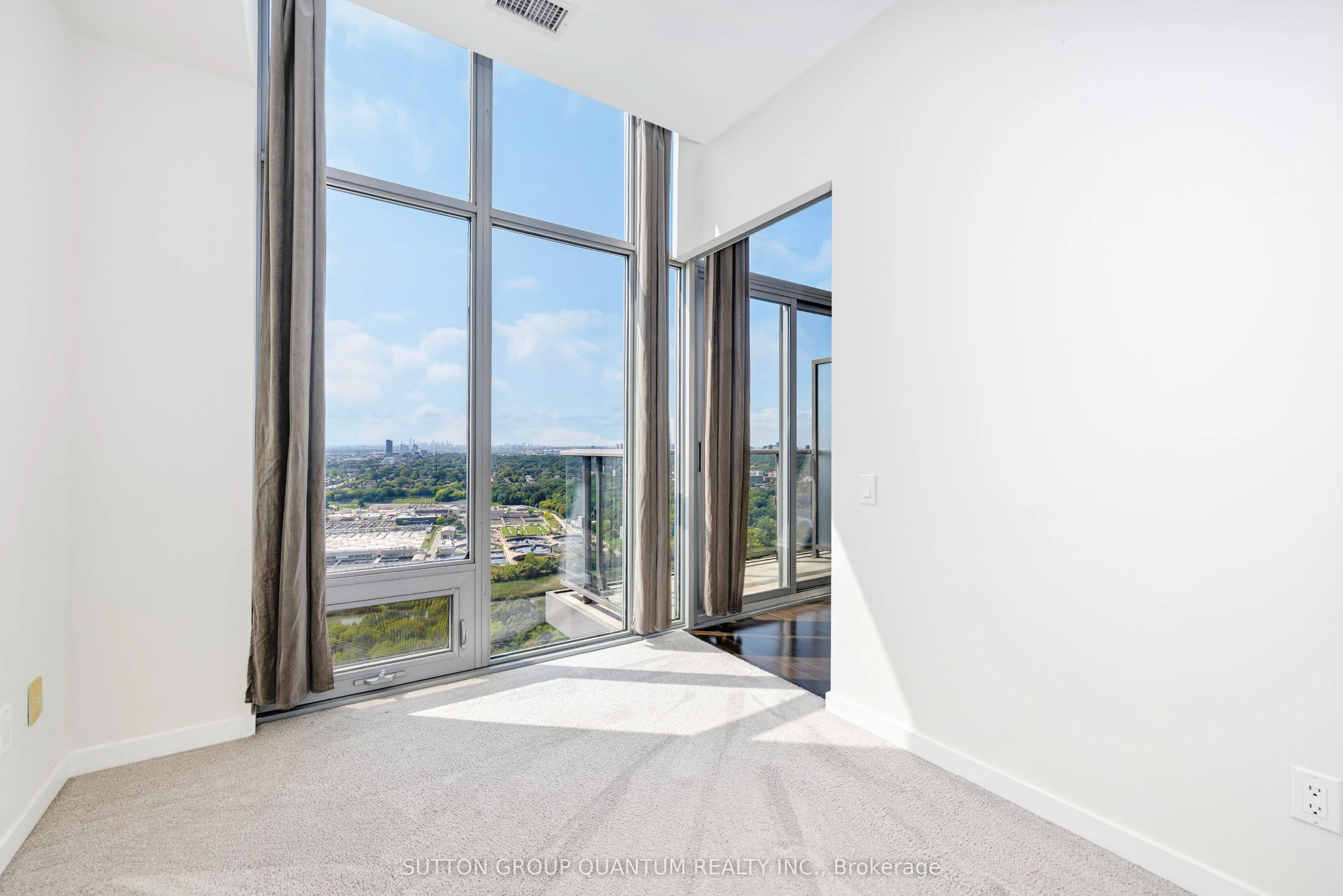 105 The Queensway Avenue, #3509