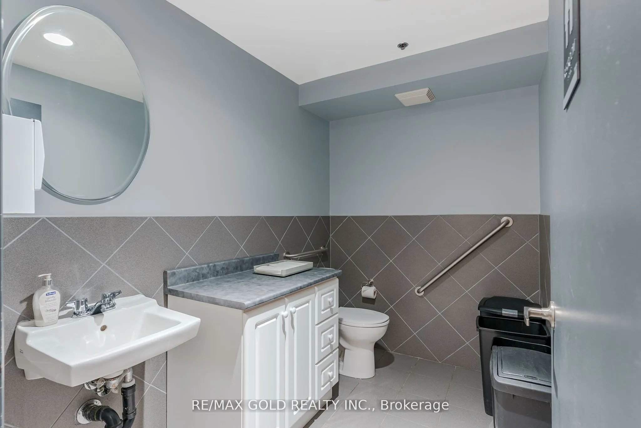 351 Parkhurst, #5