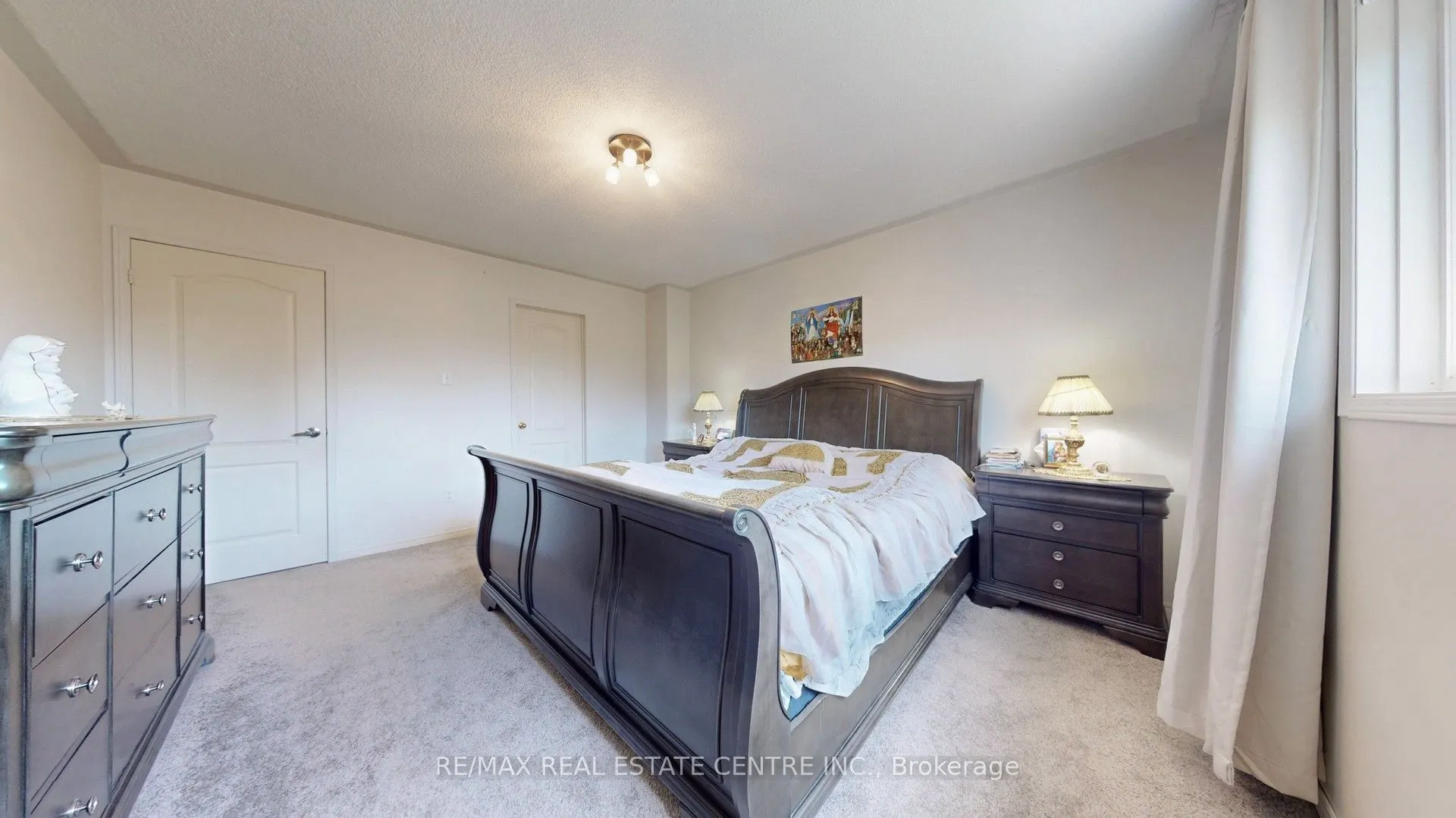 6899 Bansbridge Crescent