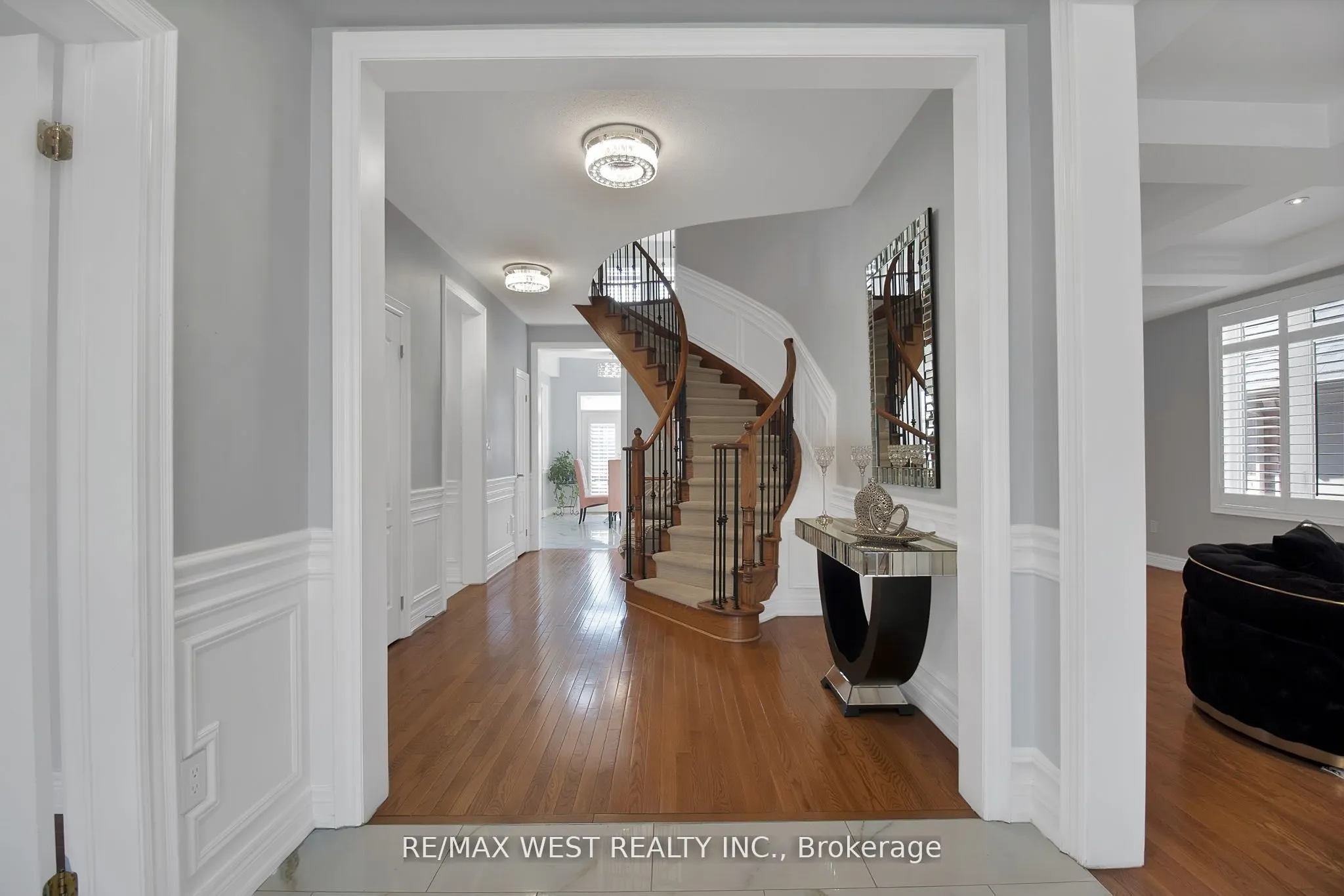 3 Fallowfield Road