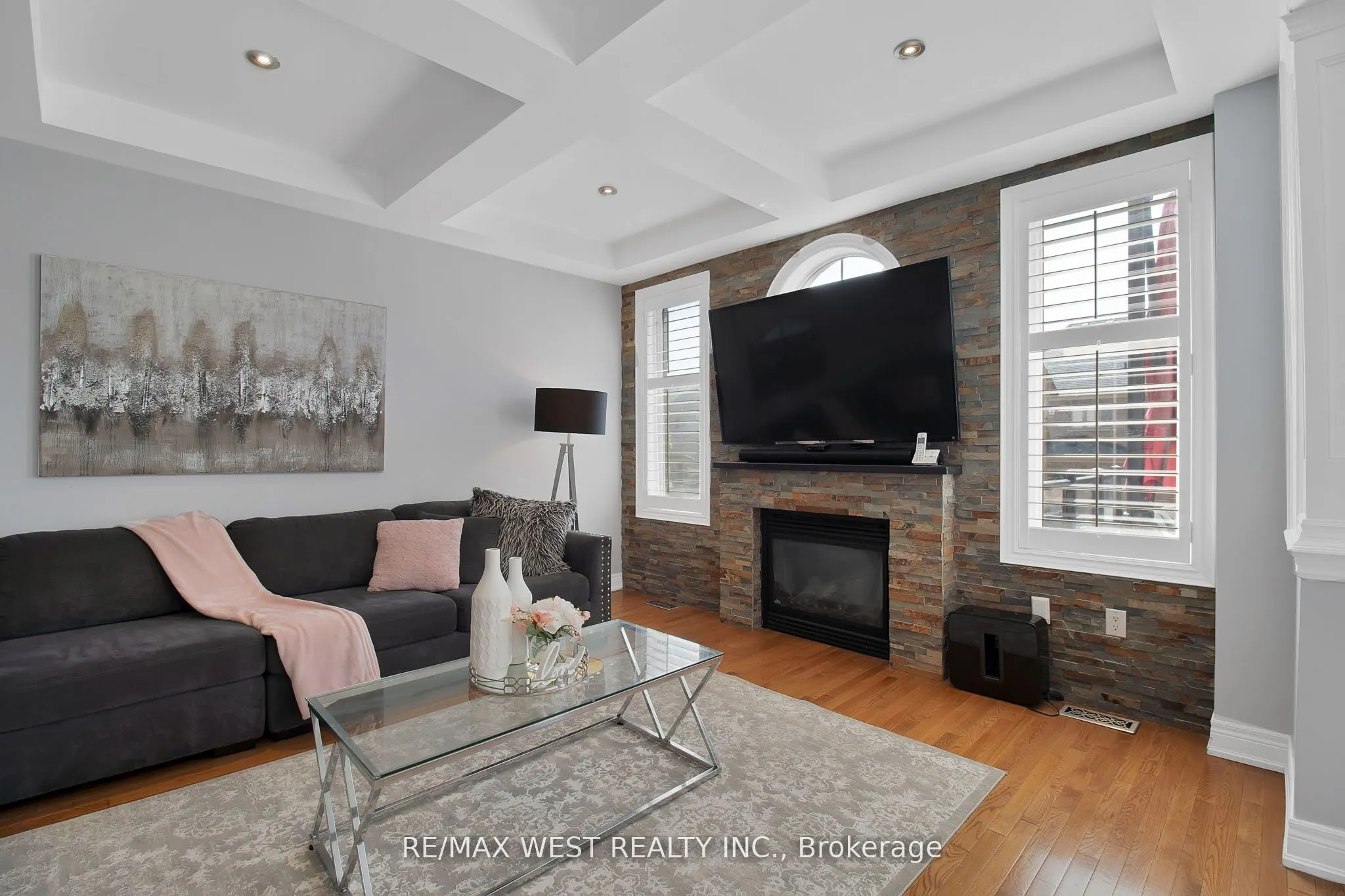 3 Fallowfield Road