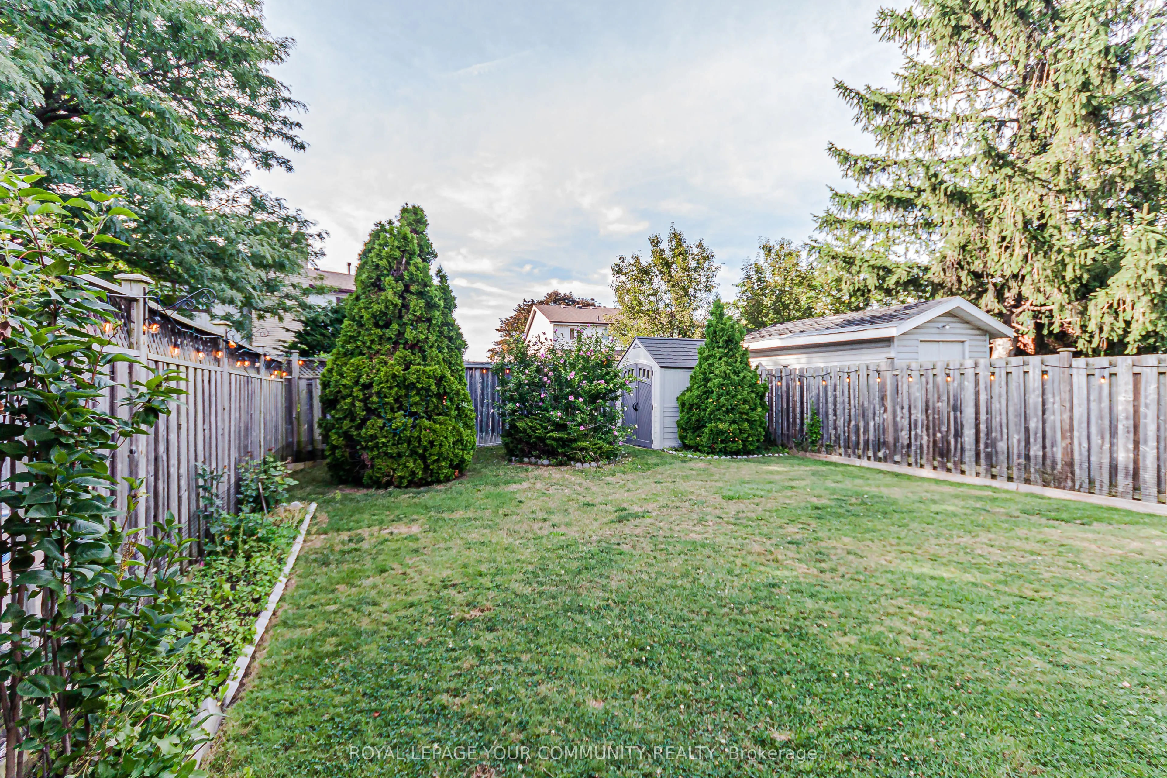 2903 Salerno Crescent