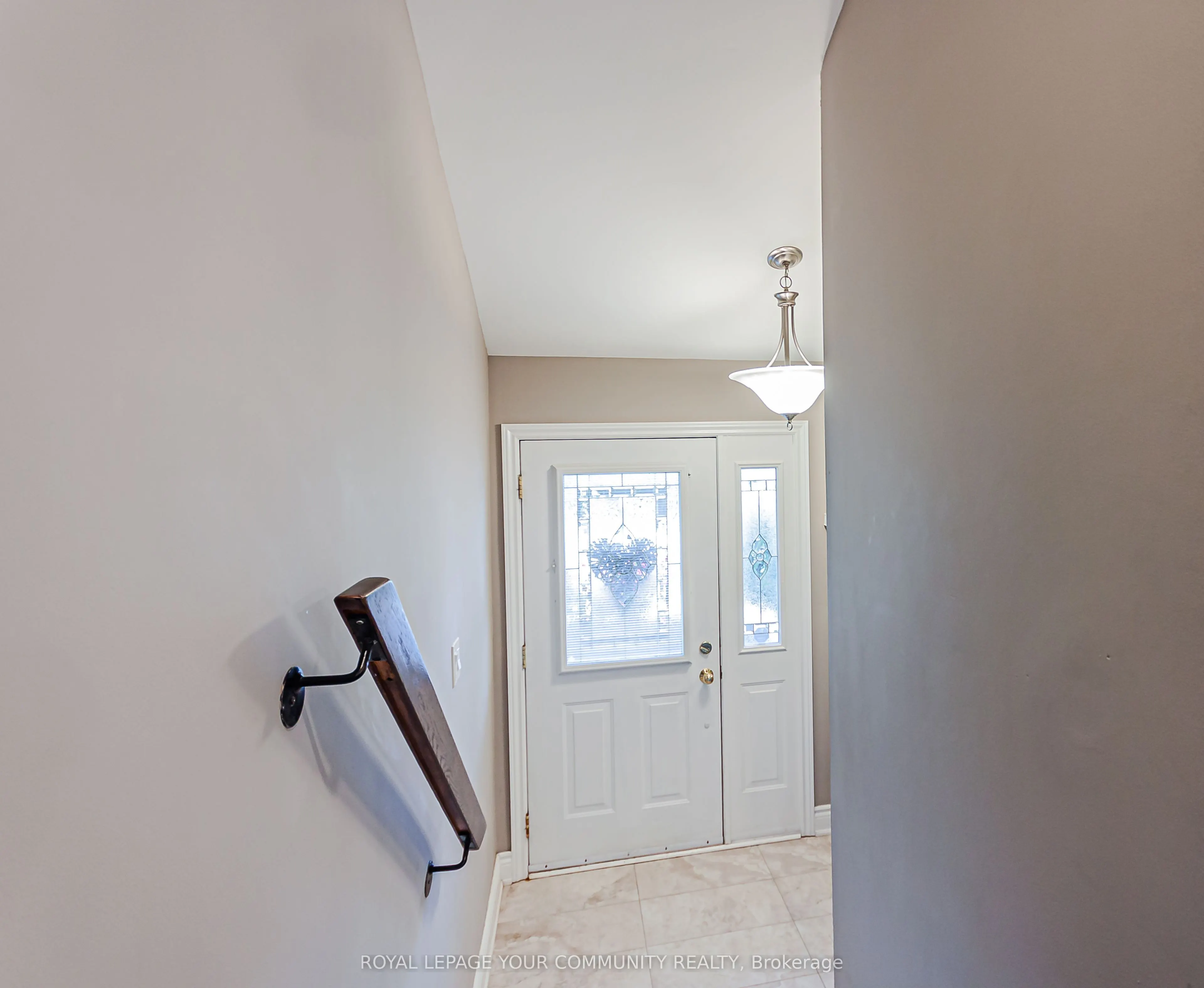 2903 Salerno Crescent