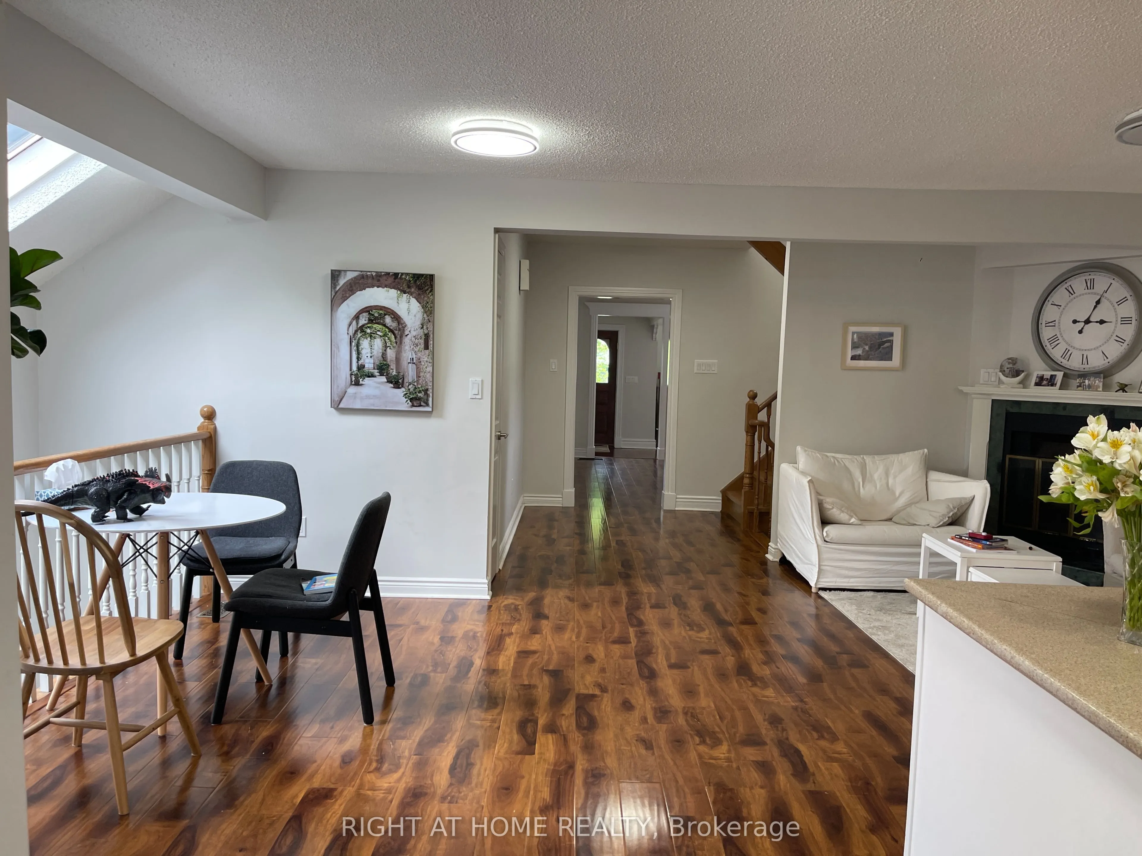 435 Maple Avenue