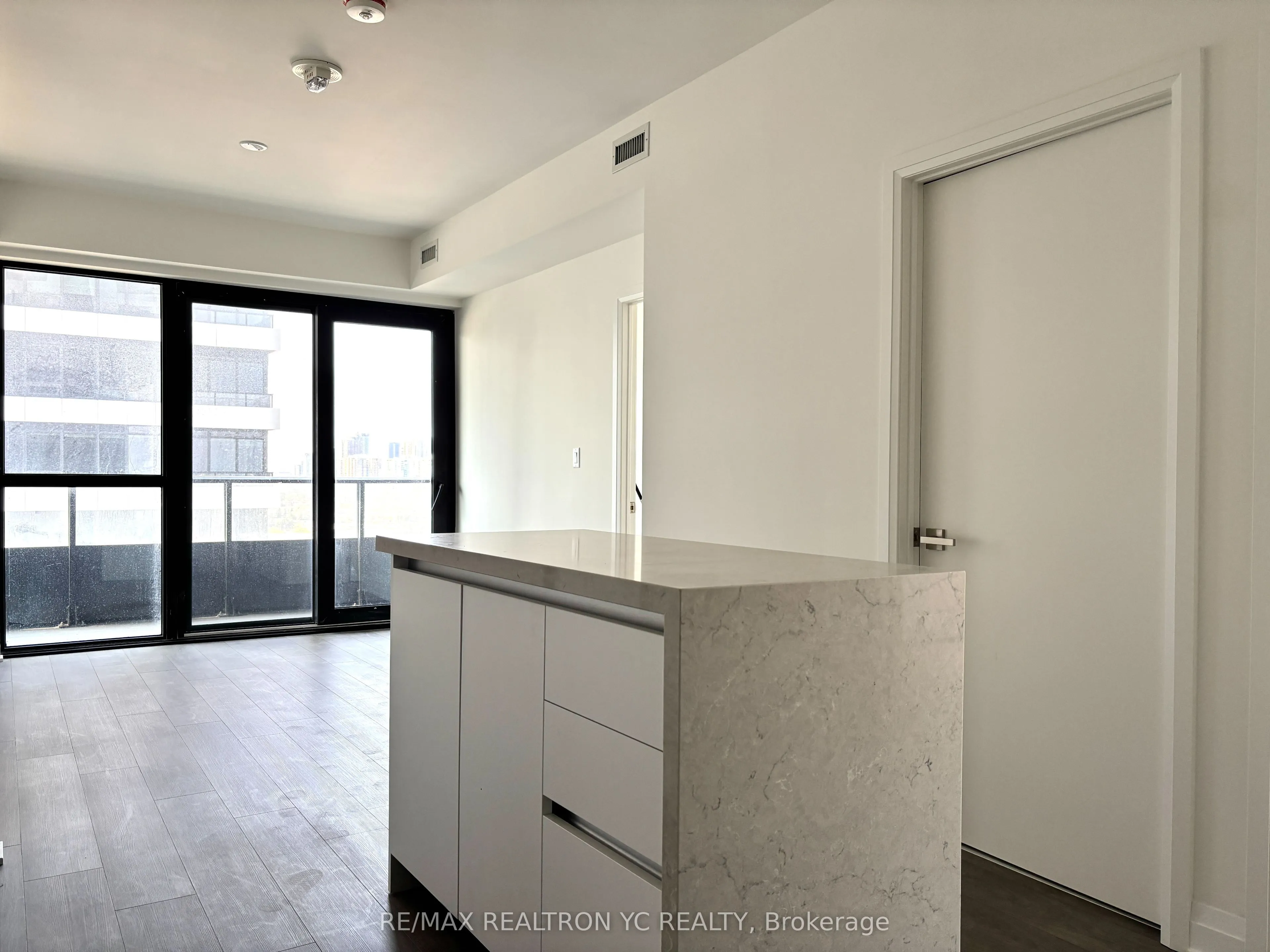 4015 The Exchange, #1610
