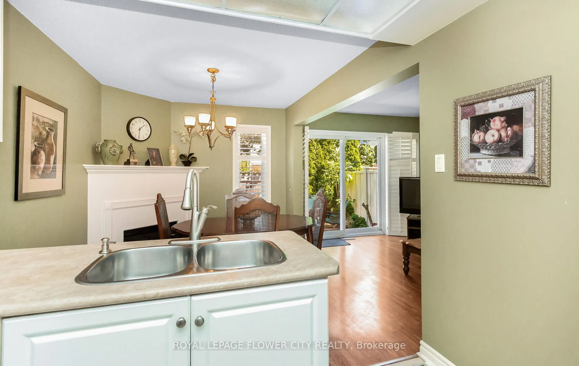 41 Chipstead Avenue, #42