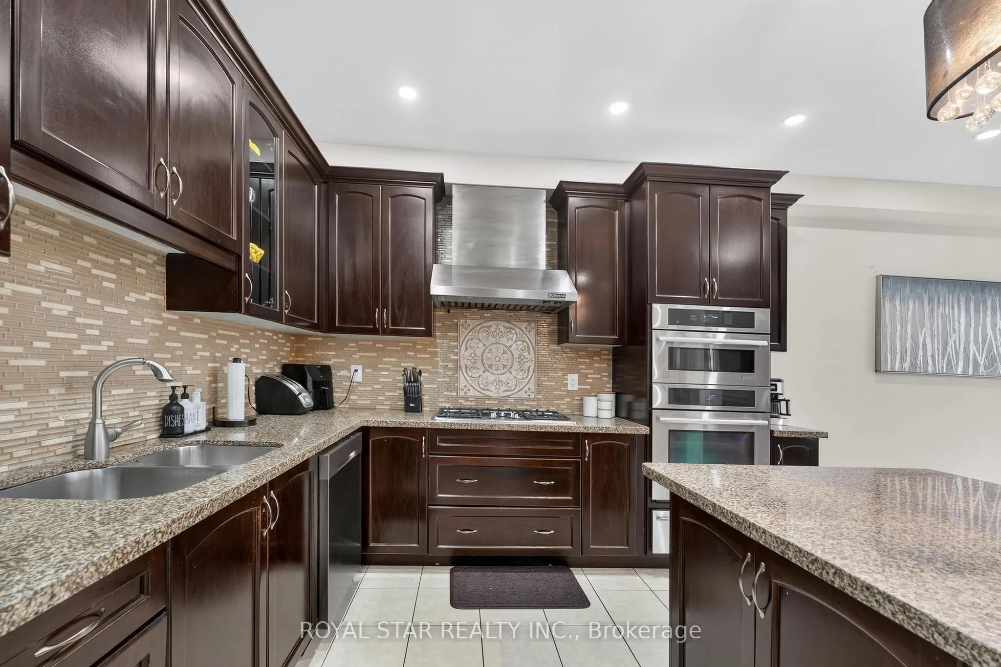 61 Aldersgate Drive