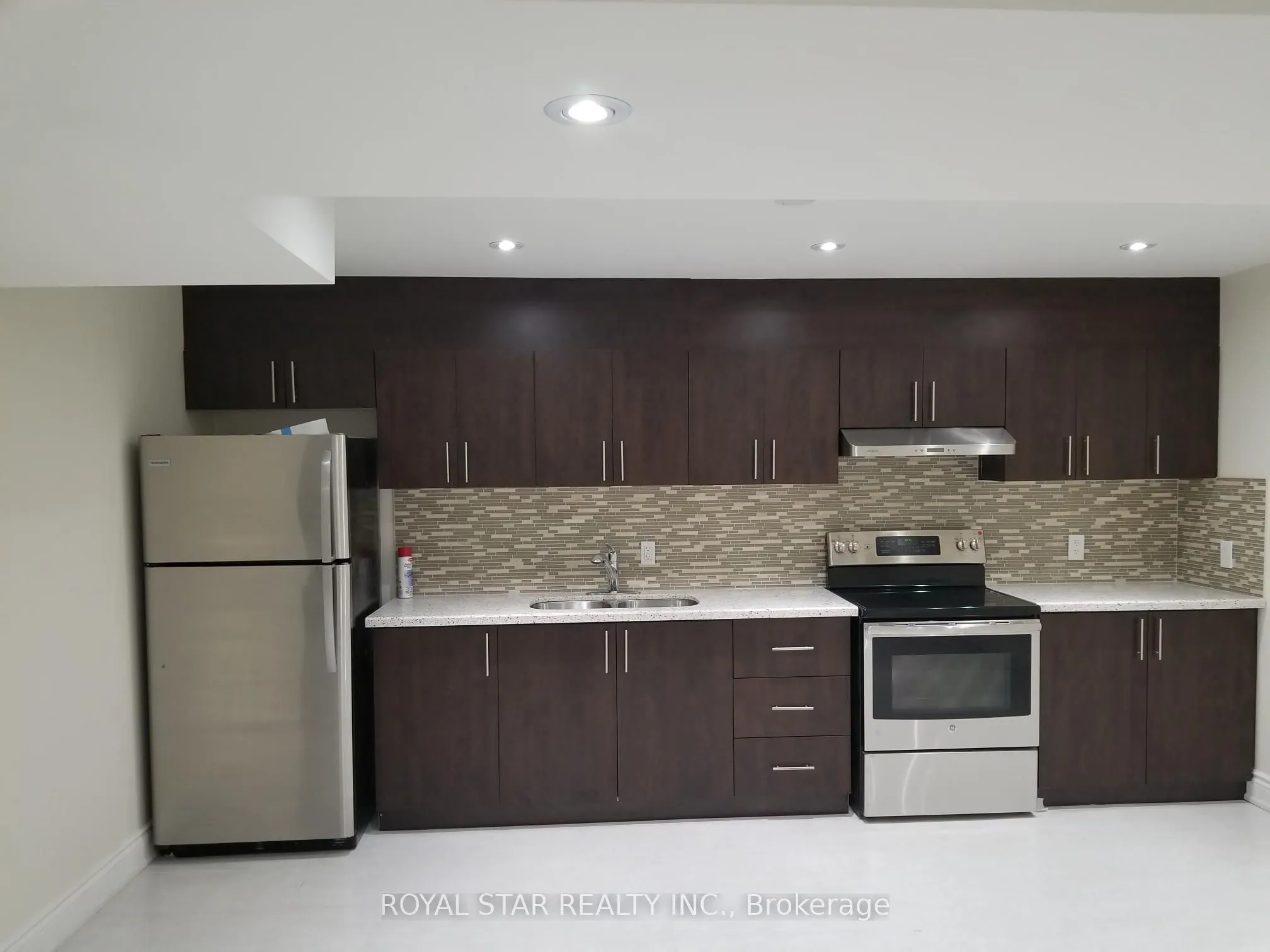 61 Aldersgate Drive
