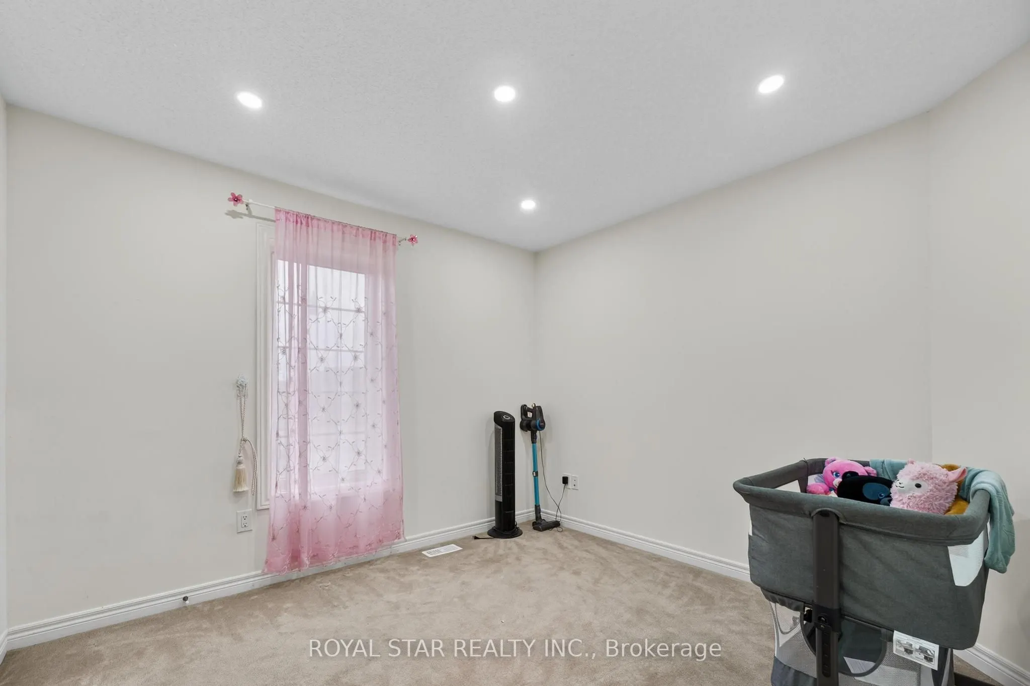 61 Aldersgate Drive