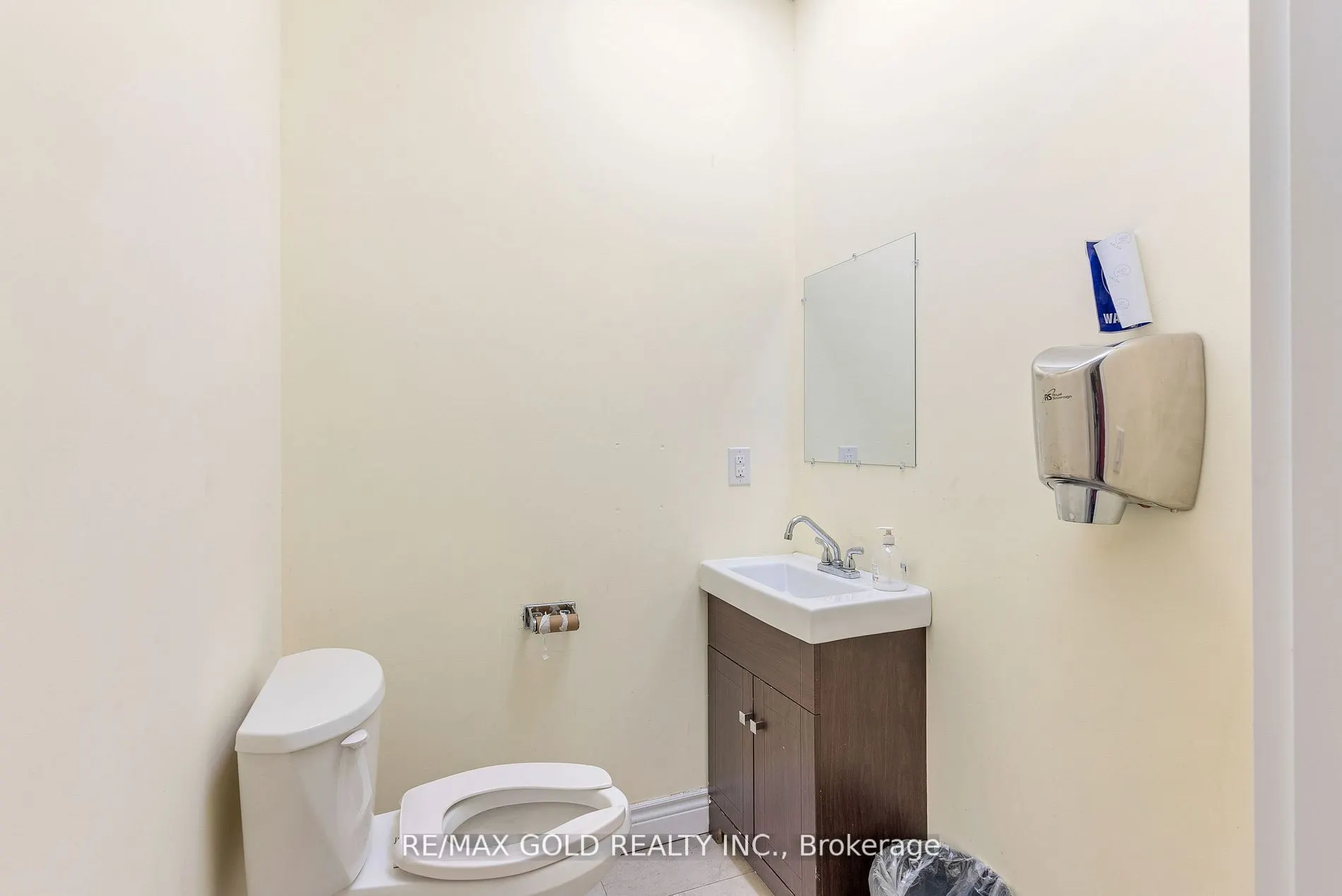 2710 North Park Drive, #11