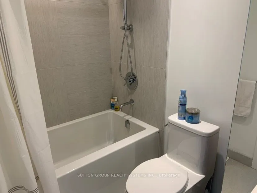 28 Ann Street, #918
