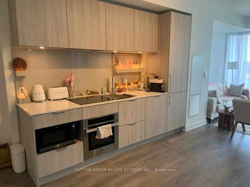 28 Ann Street, #918