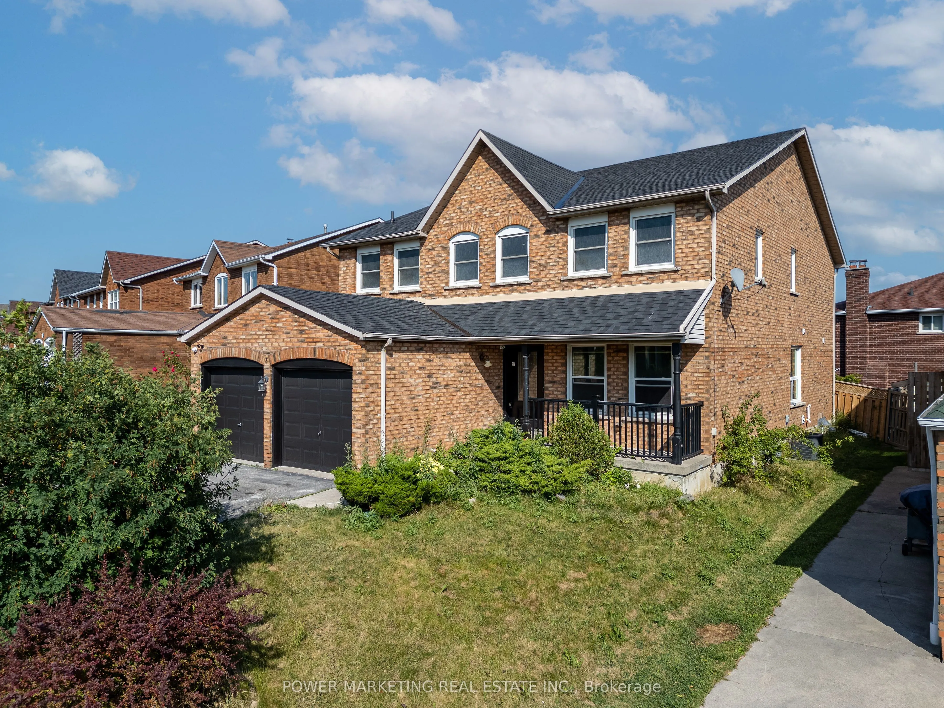 3 Newbury Crescent