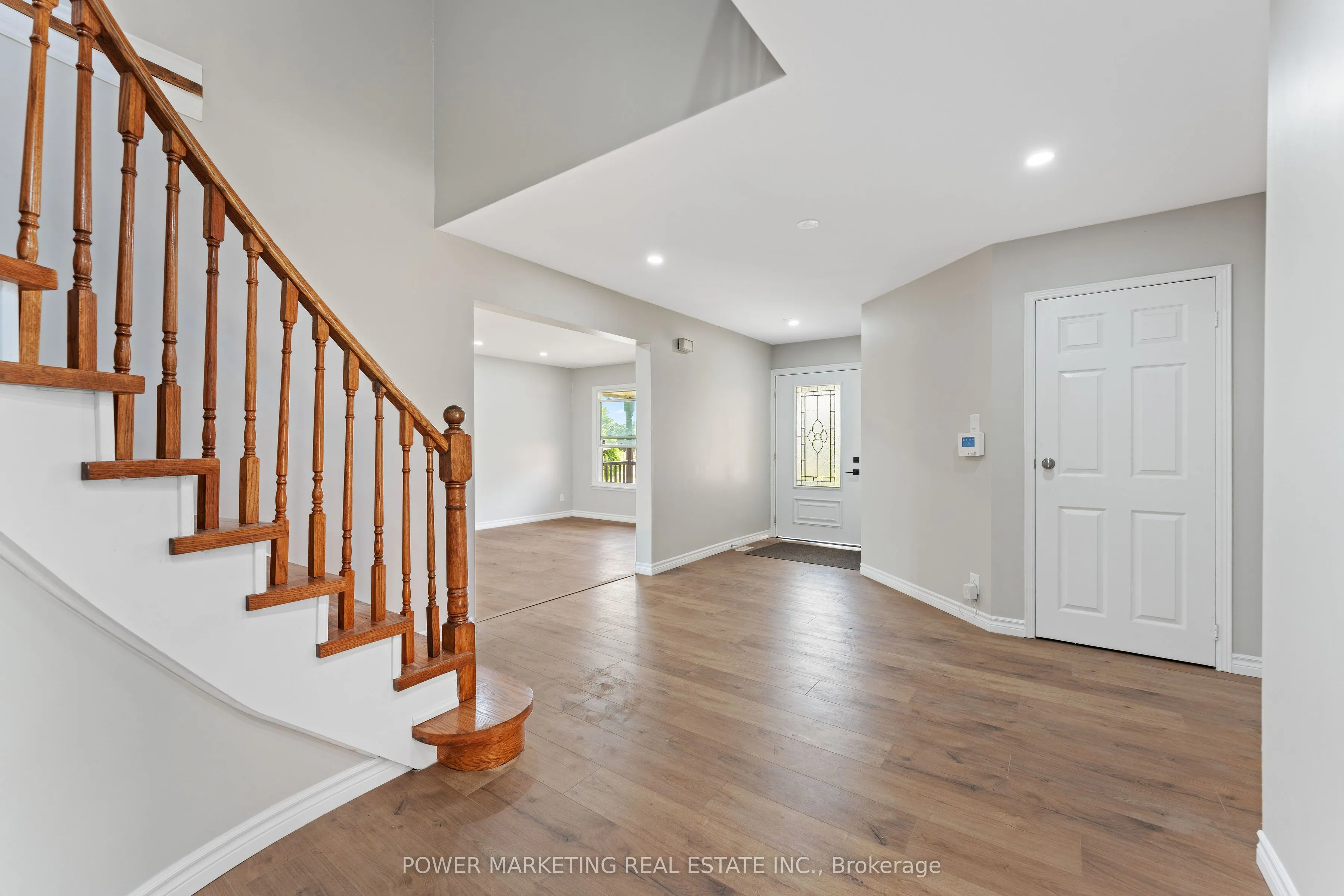 3 Newbury Crescent