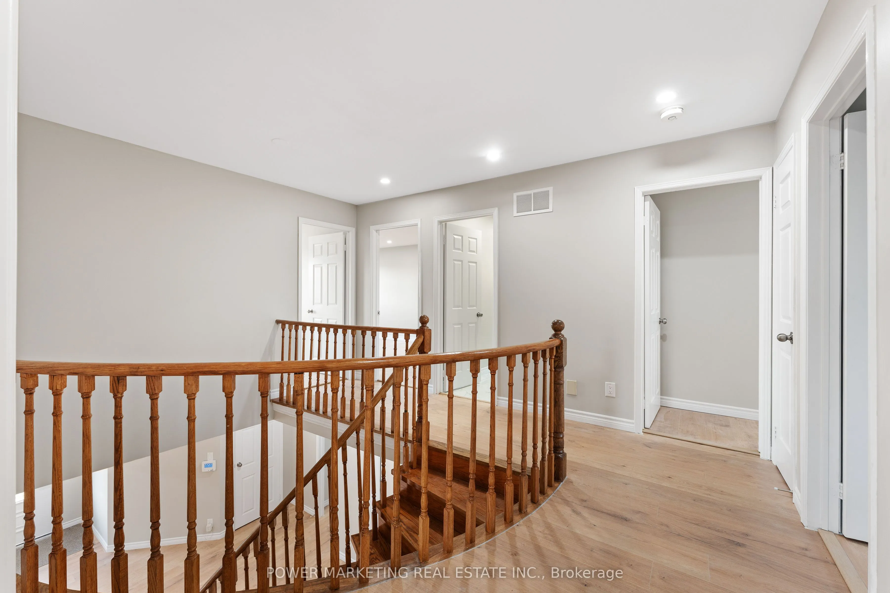 3 Newbury Crescent