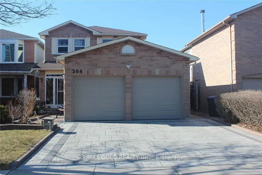 304 Wallenberg Crescent, #Lower