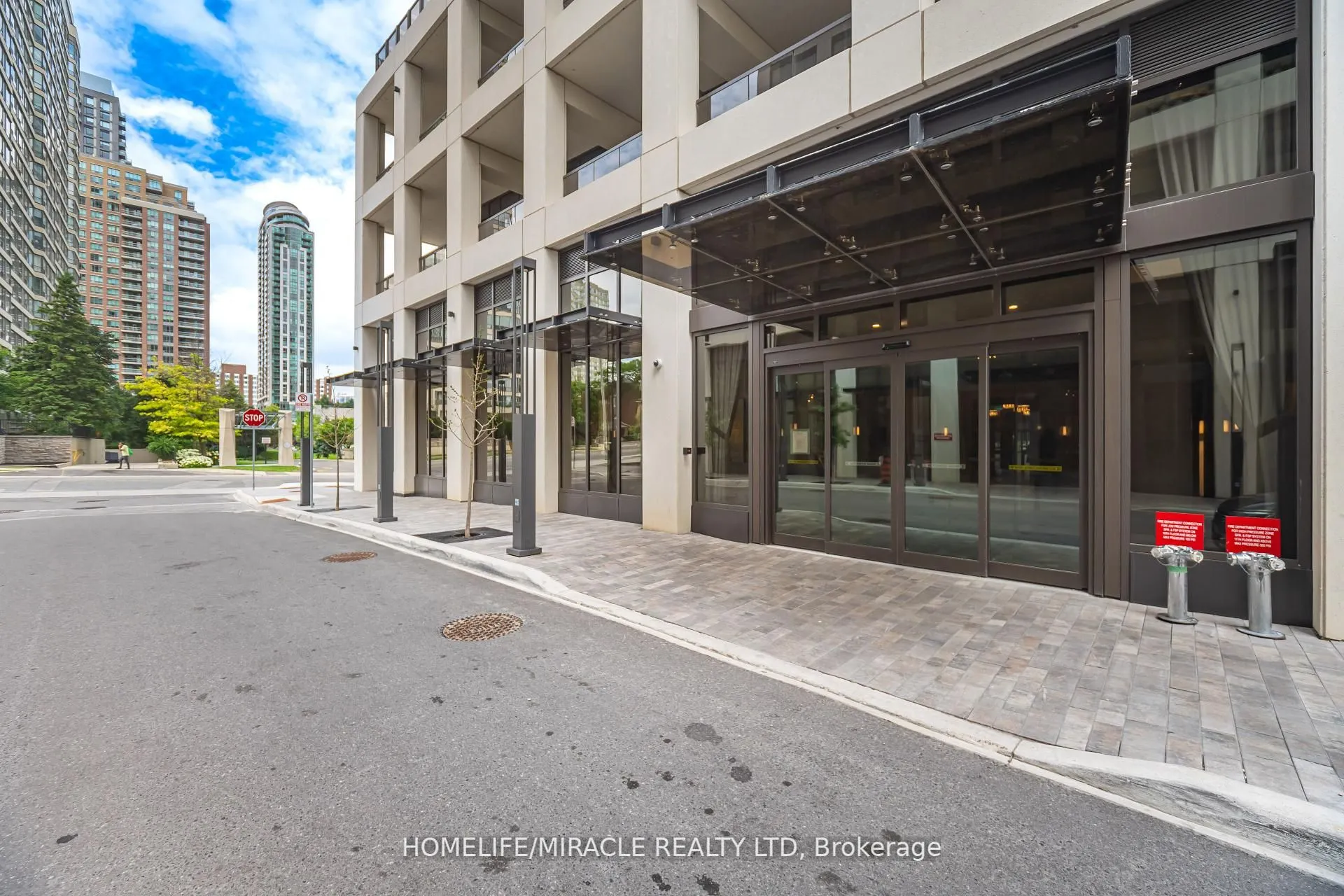 30 Elm Dr W, #1609