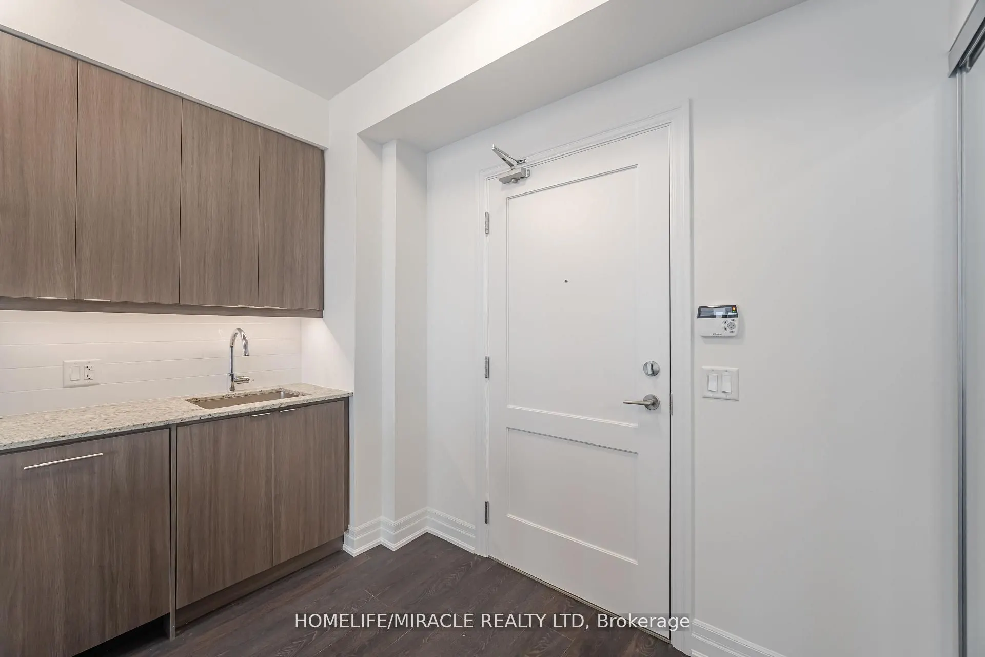 30 Elm Dr W, #1609